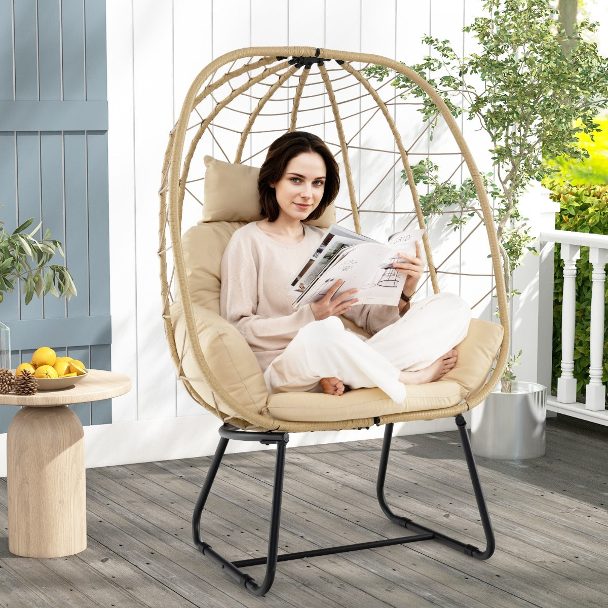 Indoor Outdoor Lounge Chair with Comfy Cushions and Sturdy Metal Frame-Beige