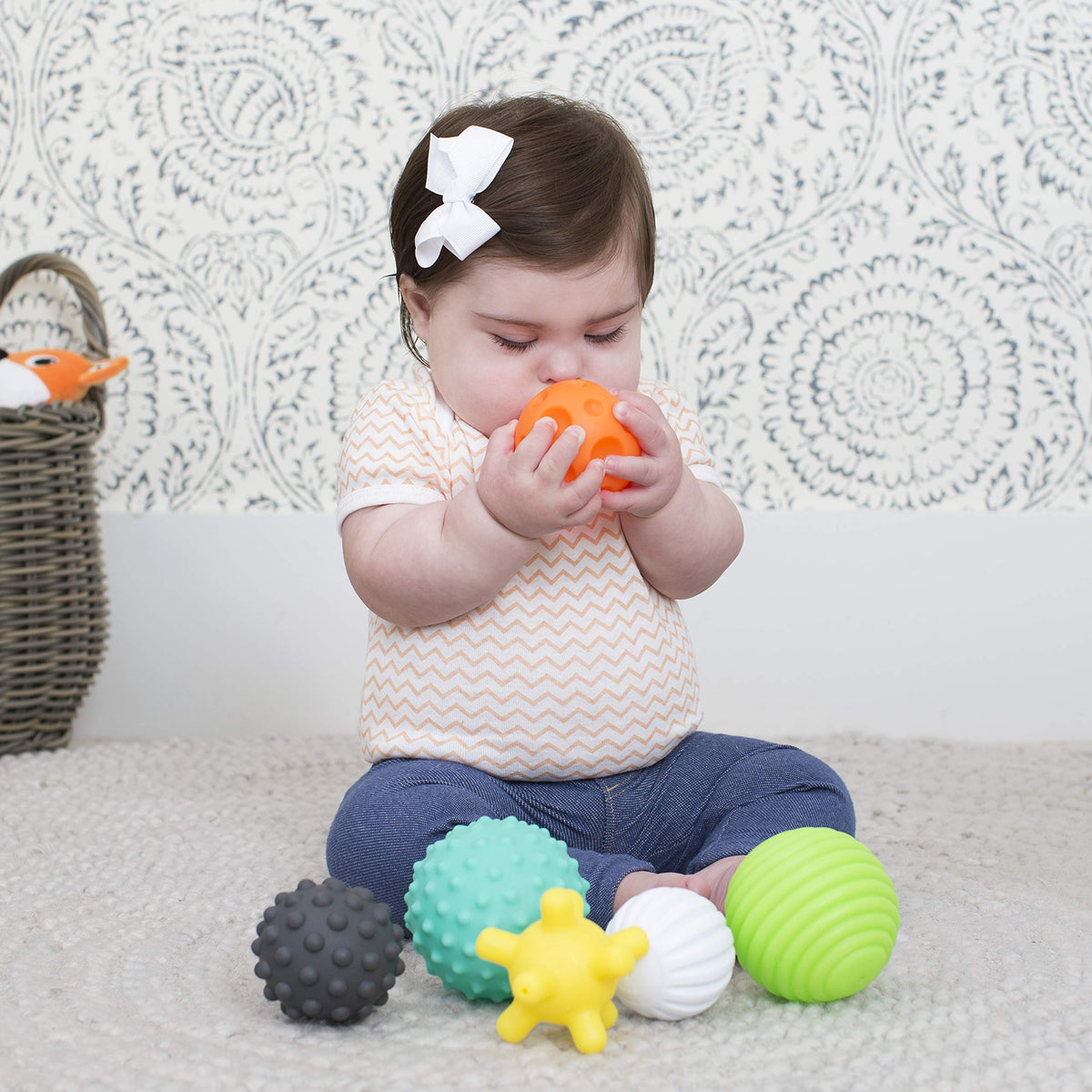 Infantino Textured Multi Ball Set | Sensory Toys for 6+ Months | 6-Piece