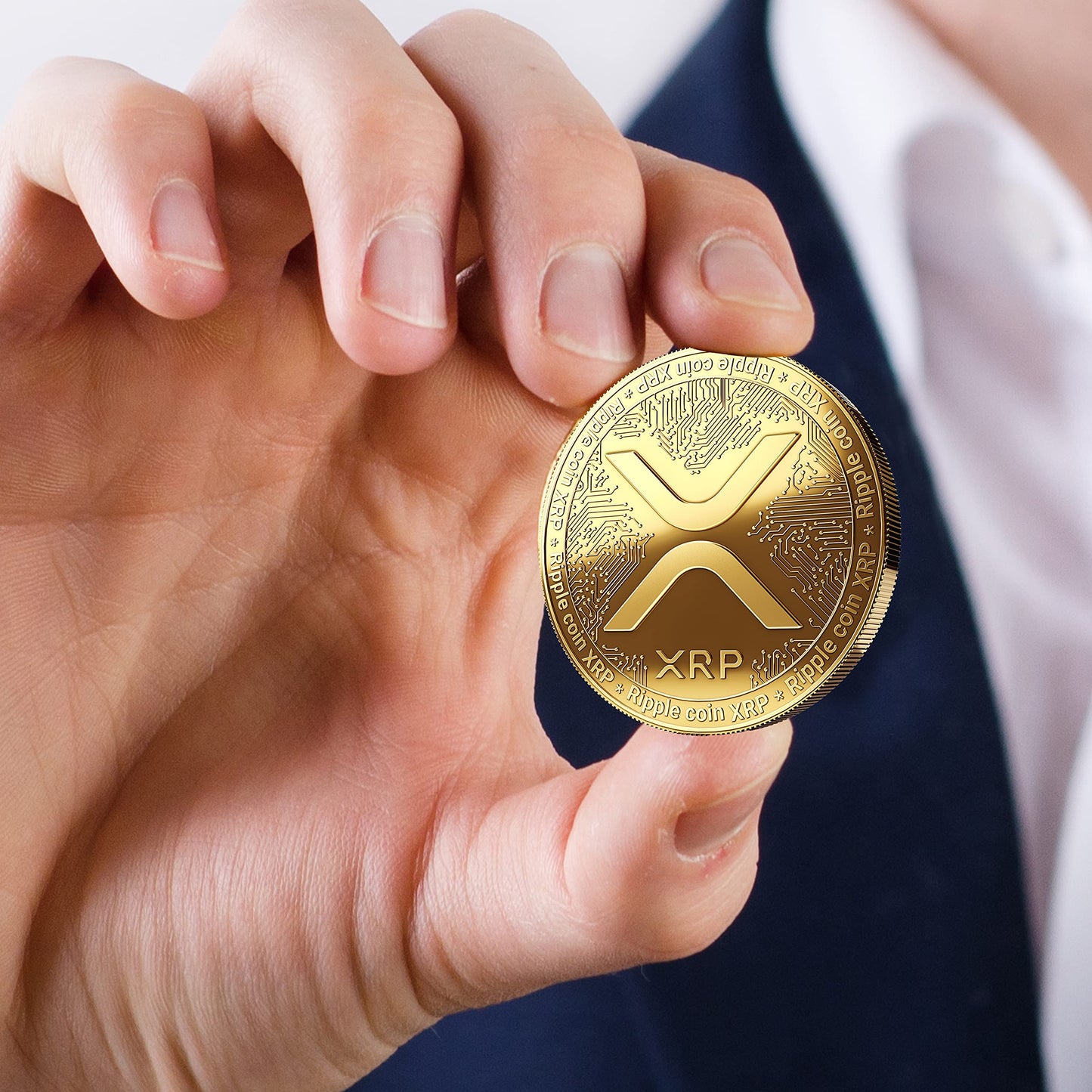 innoGadgets XRP Coin – 24k Gold Plated Collector's Item with Protective Case