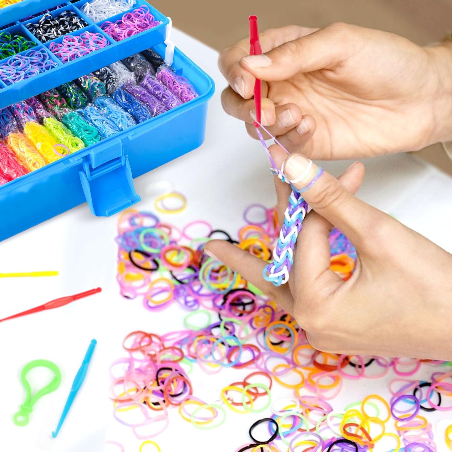 INSCRAFT 17500+ Rubber Loom Bands Kit – 28 Colors, 3-Layer Deep Blue Container, 600 S-Clips