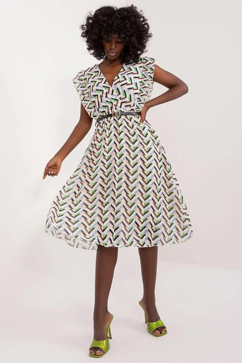 Italy Moda Pleated summer dress for many occasions, with short ruffle sleeves.