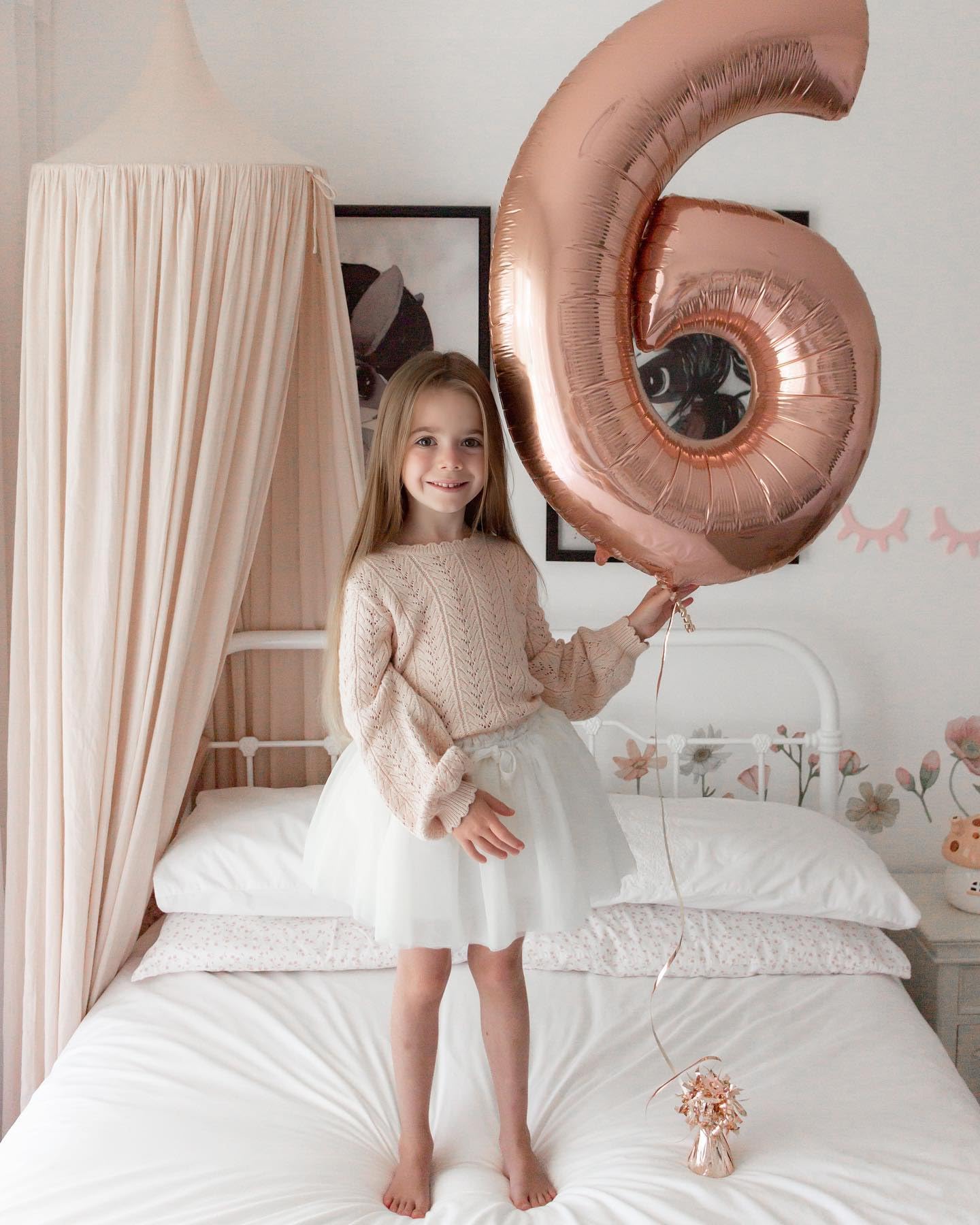 IWERP Rose Gold Number 16 Balloon, 40 Inch - 16th Birthday Decorations for Girls & Boys
