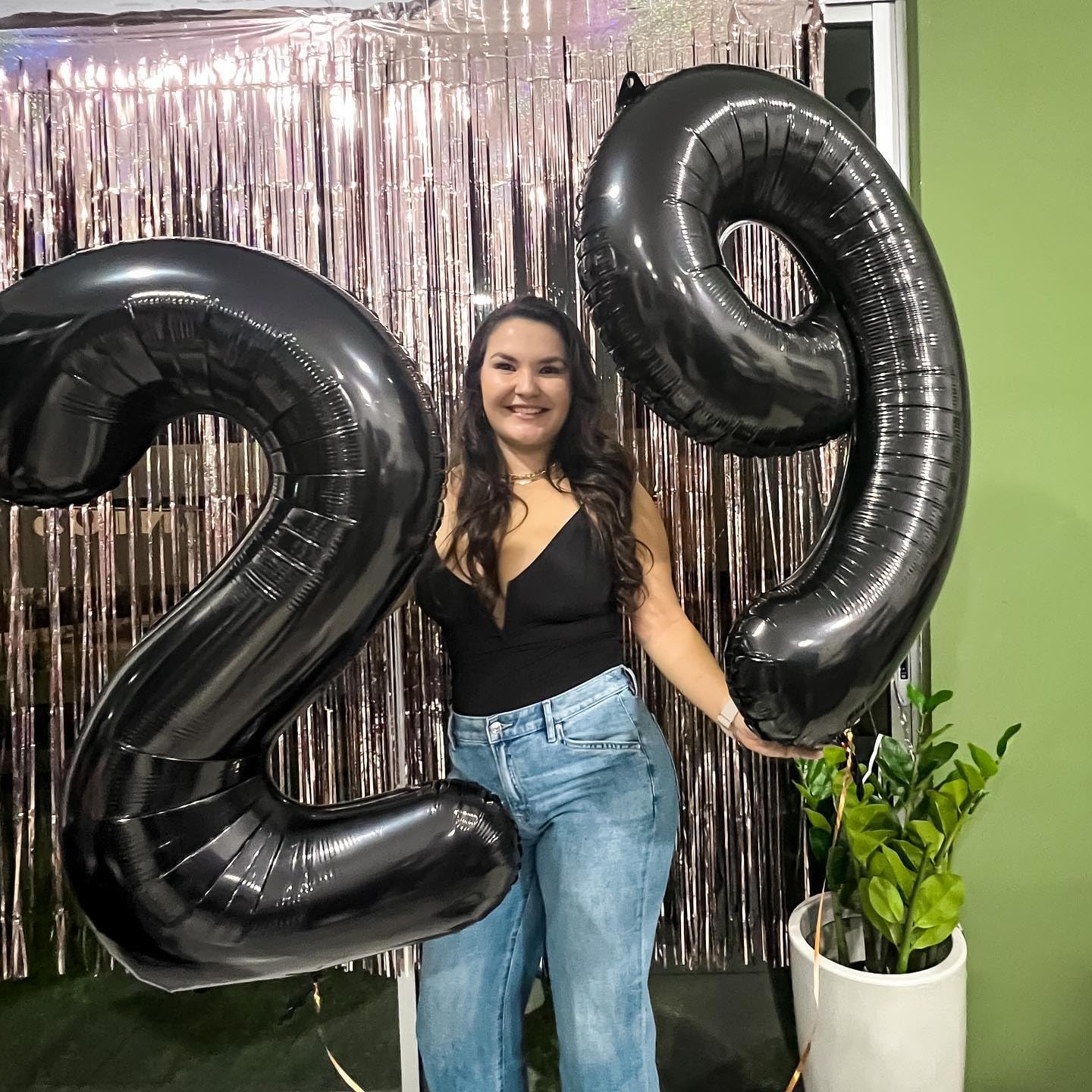 IWERP 17 Balloon Number – 40 Inch Black 17th Birthday Balloons for Boys & Girls | 17th Anniversary Decor