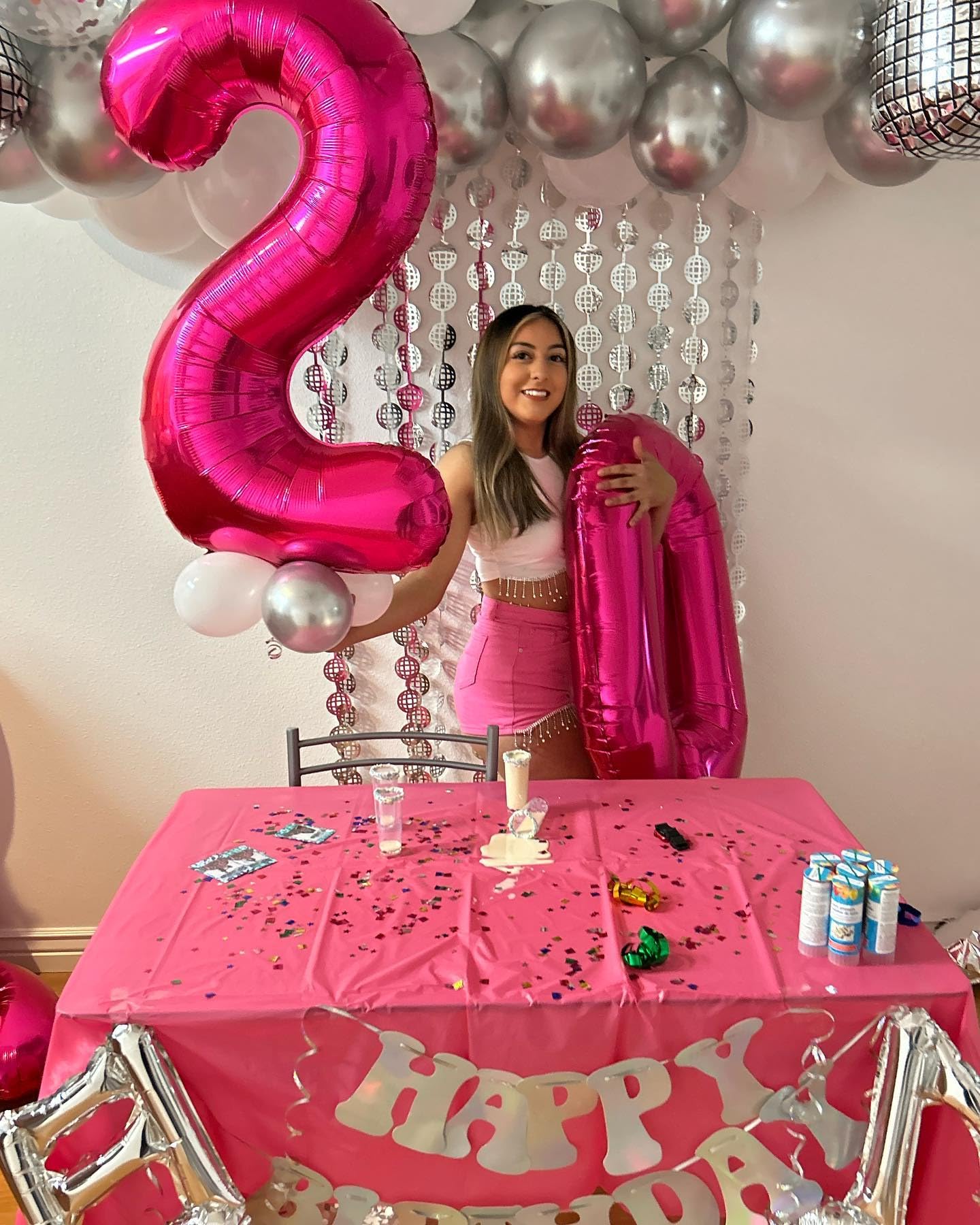 IWERP Hot Pink 40-Inch 17th Birthday Balloon – 17 Number Foil Balloon