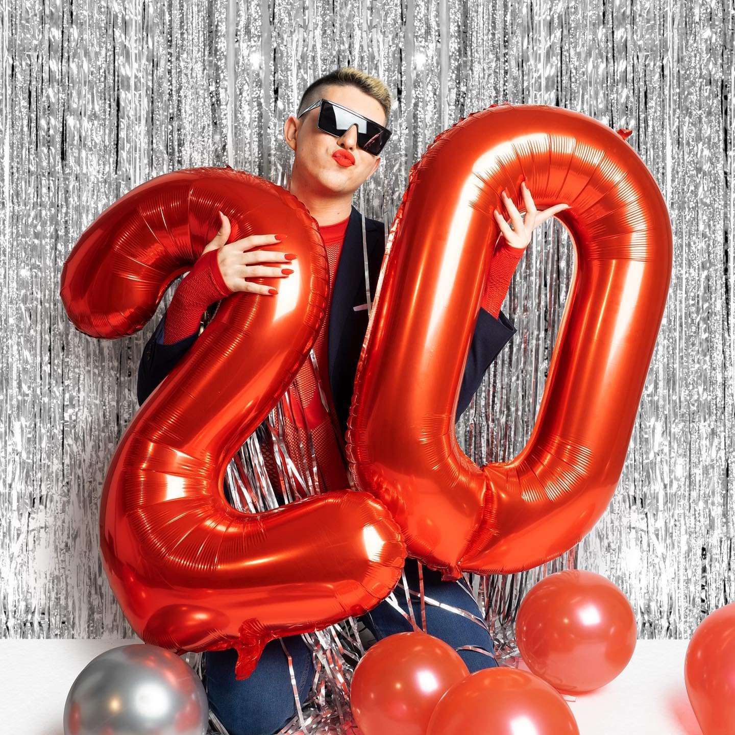 IWERP Red Number 19 Balloon – 40 Inch 19th Birthday Decor