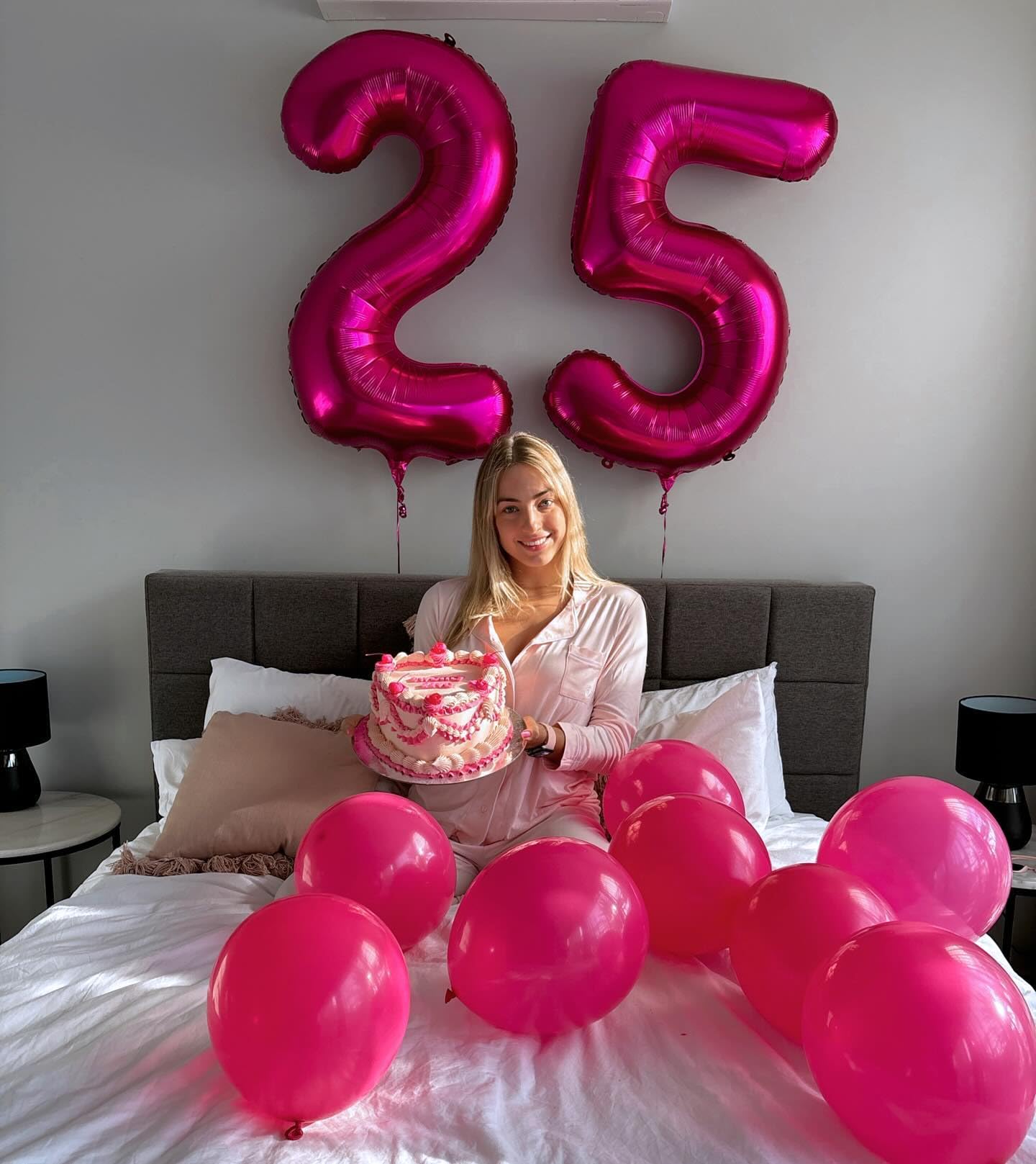 IWERP Hot Pink Number 25 Balloon – 40 Inch Birthday Decor, 25th Birthday Supplies