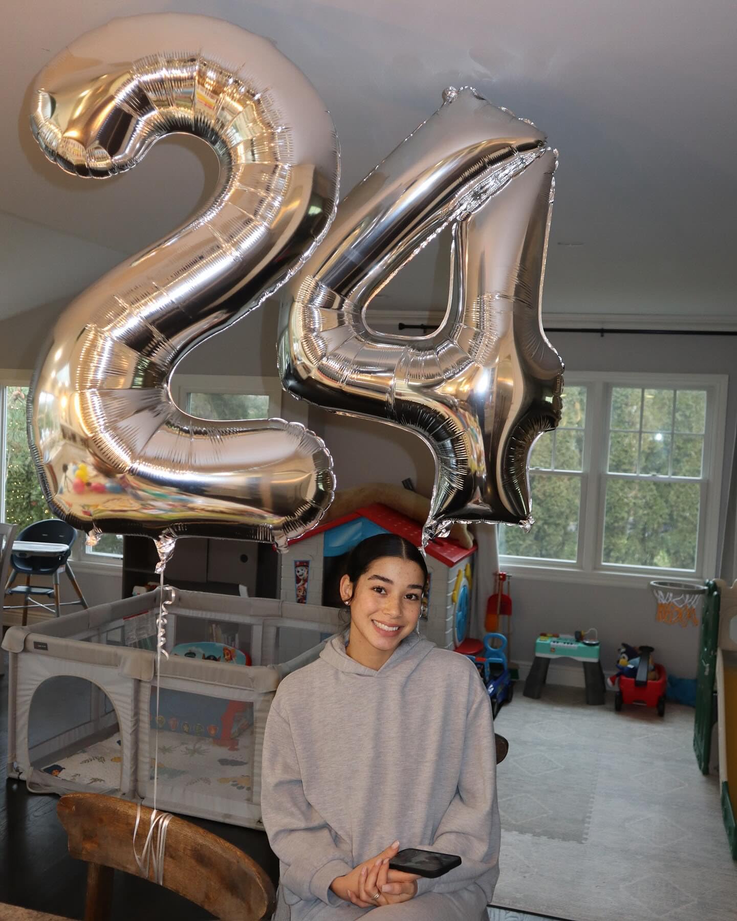IWERP Silver Number 8 Balloon – 40 Inch 8th Birthday Decoration