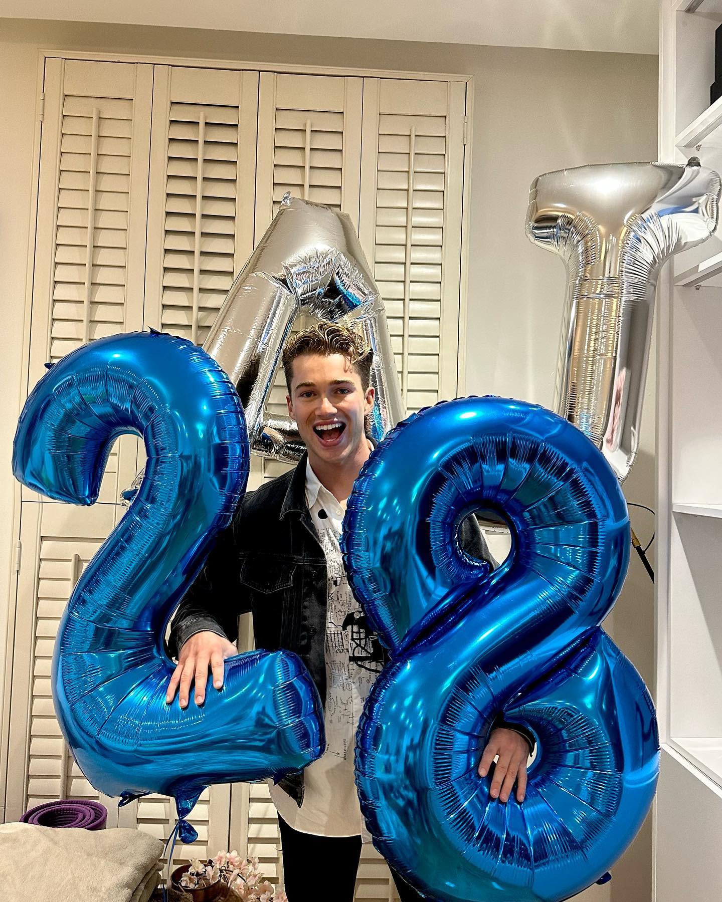 IWERP Navy Blue 2 Balloon – 40-Inch Number Balloon for Birthdays