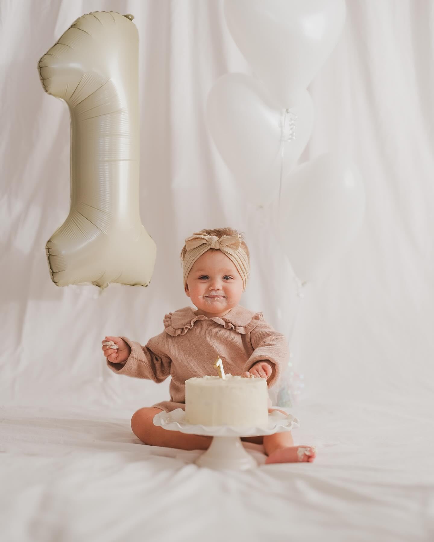 IWERP Cream 0 Balloon 40-Inch – Elegant Milestone Birthday Decor