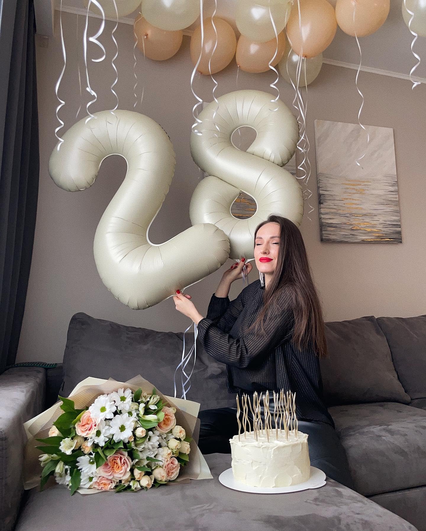 IWERP 40-Inch Cream 16th Birthday Balloon – Sweet 16 Decor for Boys & Girls
