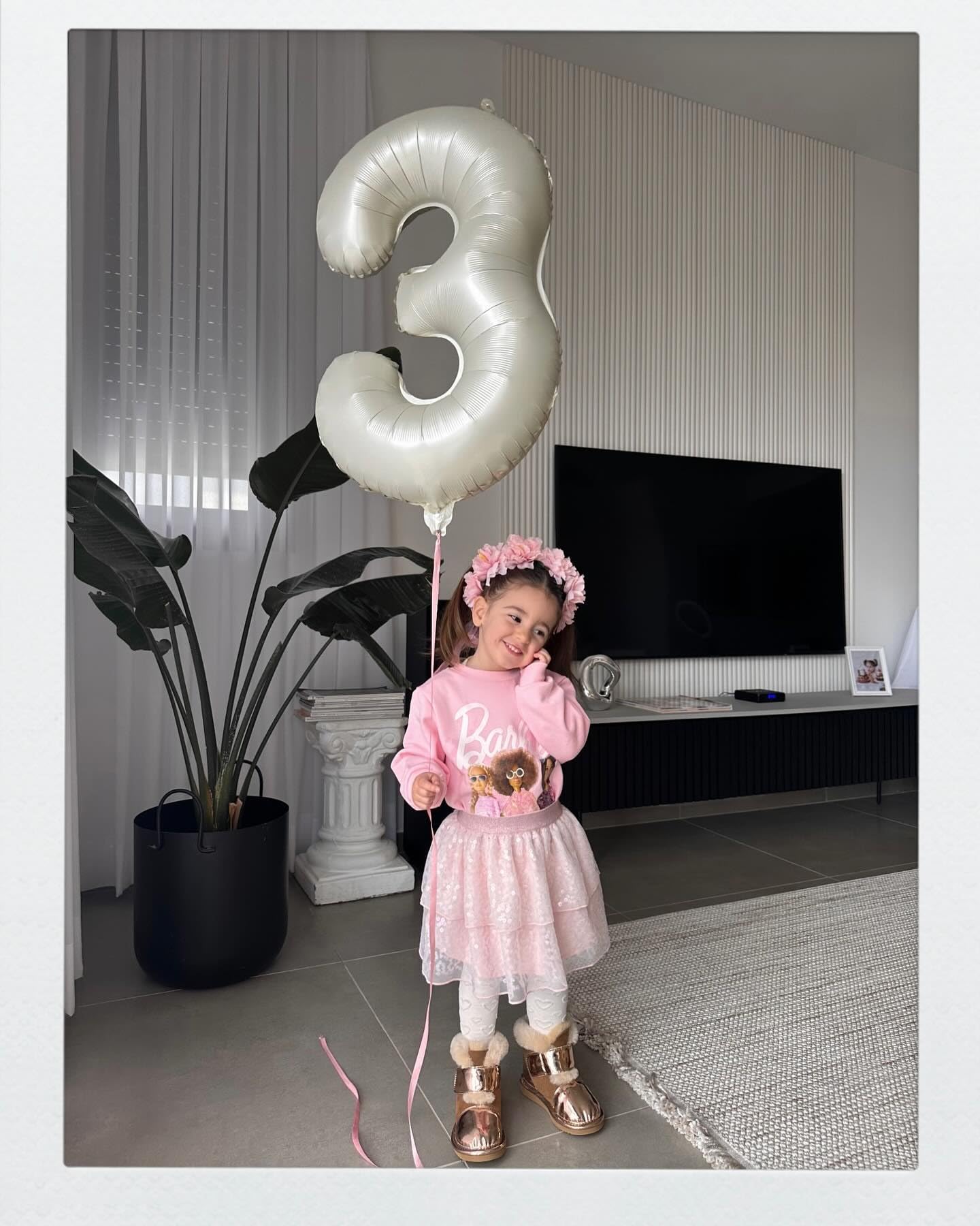 IWERP Cream Number 3 Balloon 40-Inch – 3rd Birthday Decorations