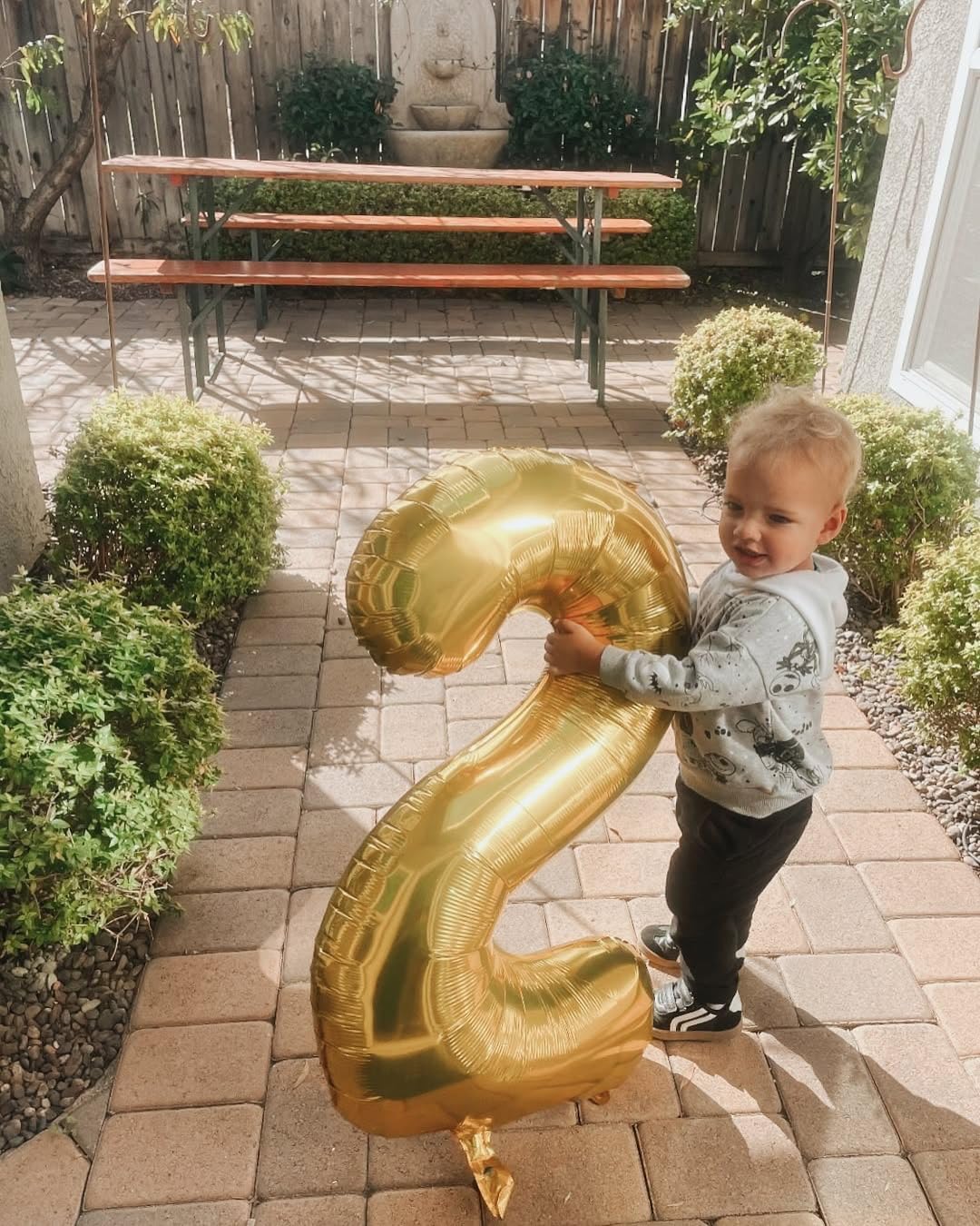 IWERP Champagne Gold 2 Balloon 40-Inch – White Gold 2nd Birthday Decorations