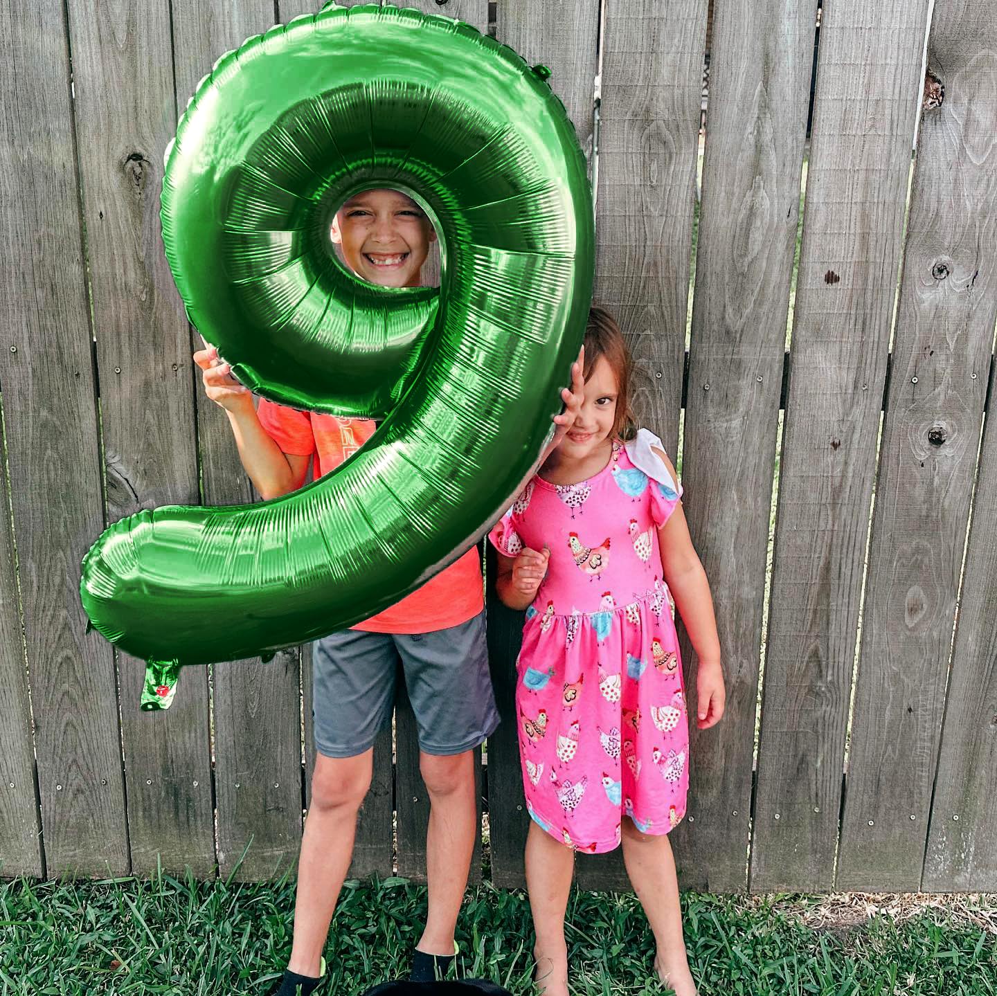 IWERP Green Number 19 Balloon 40 Inch – 19th Birthday Party Decoration