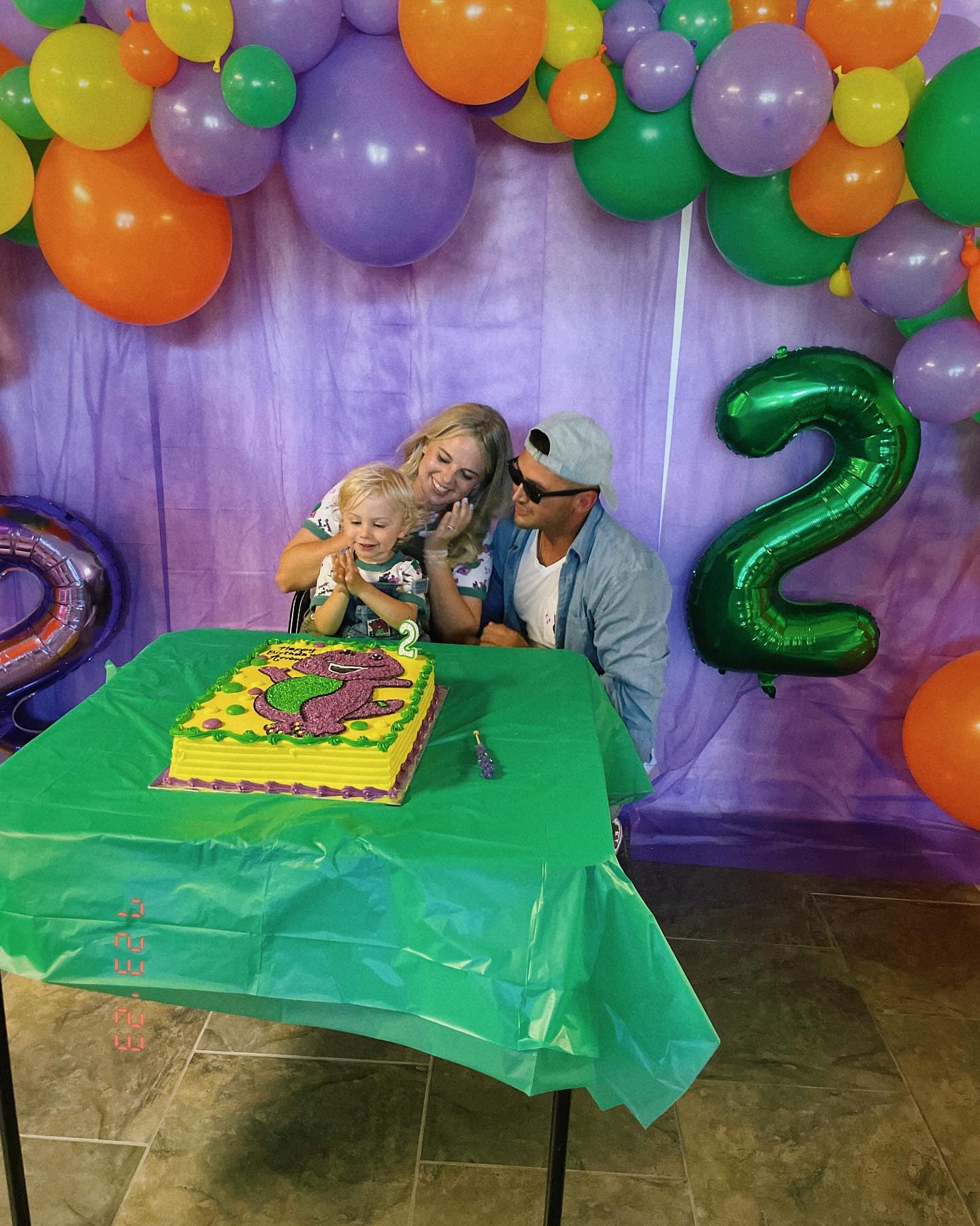 IWERP Green 2 Balloon (40 Inch) – 2nd Birthday Number Balloon & St. Patrick's Day Party Decor