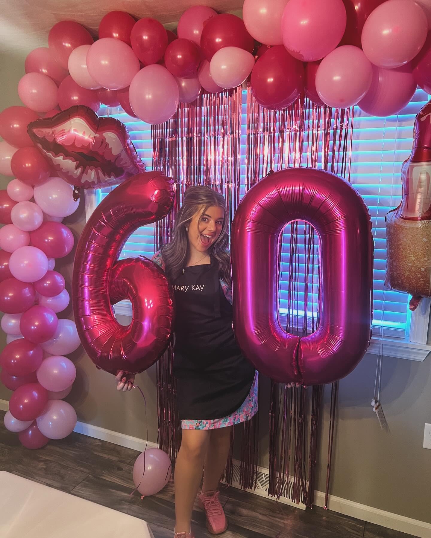 IWERP Hot Pink 40-Inch Number 10 Balloon – 10th Birthday Decorations