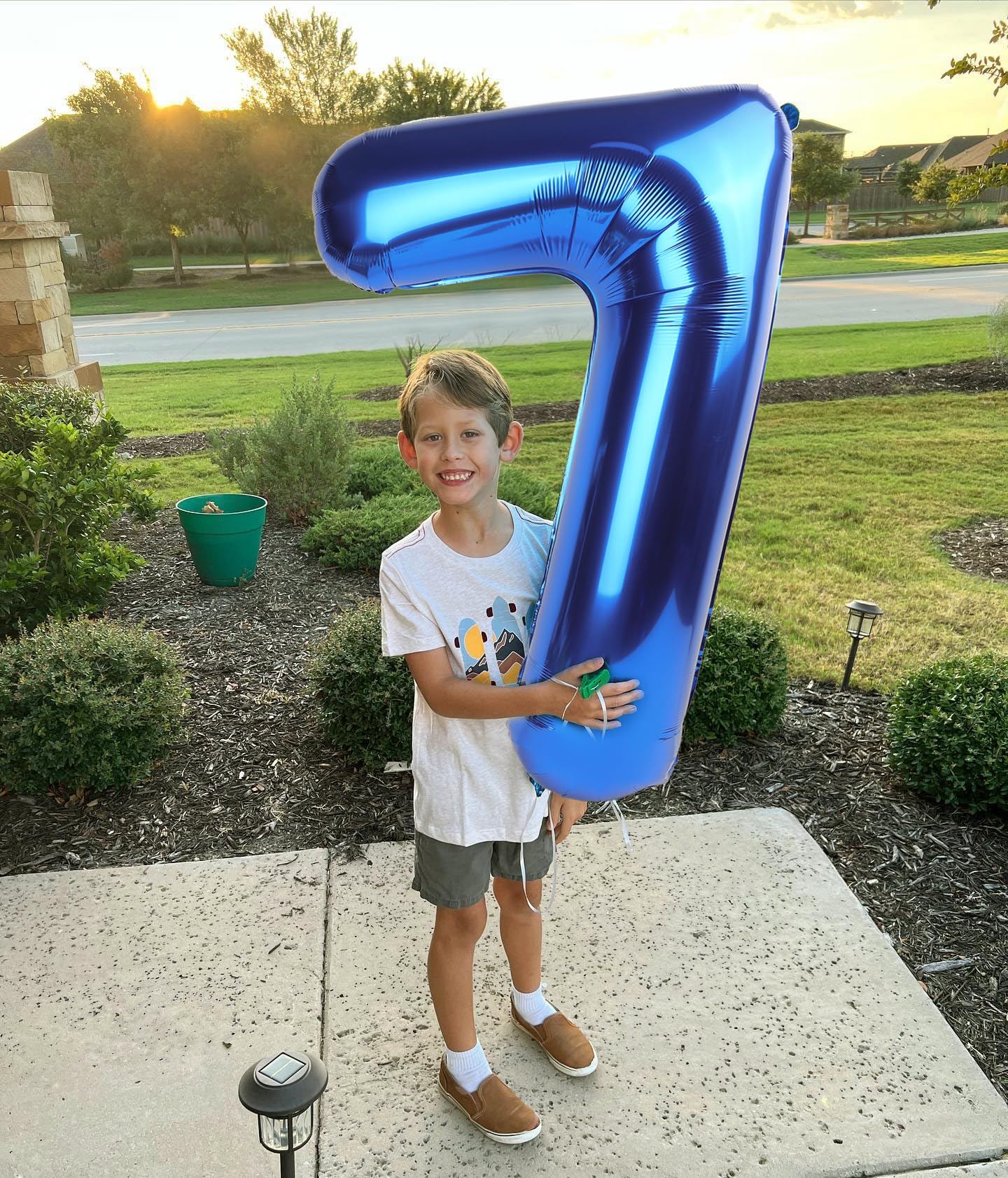 IWERP Navy Blue Number 70 Balloon – 40in 70th Birthday Decorations