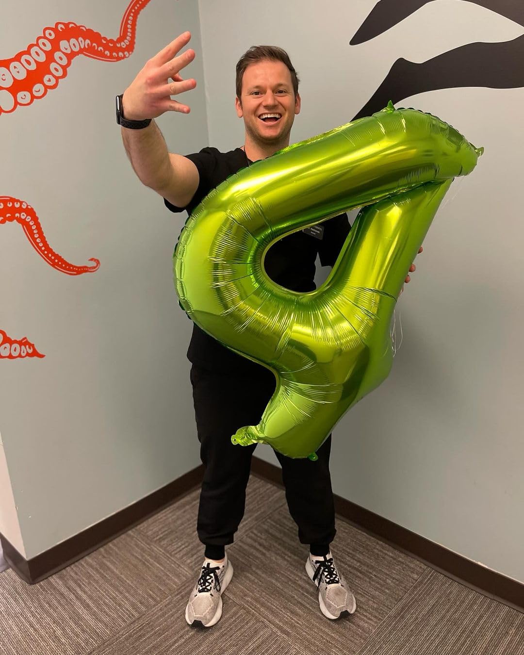 IWERP Light Green 40-Inch Number 5 Balloon – 5th Birthday Party Decor