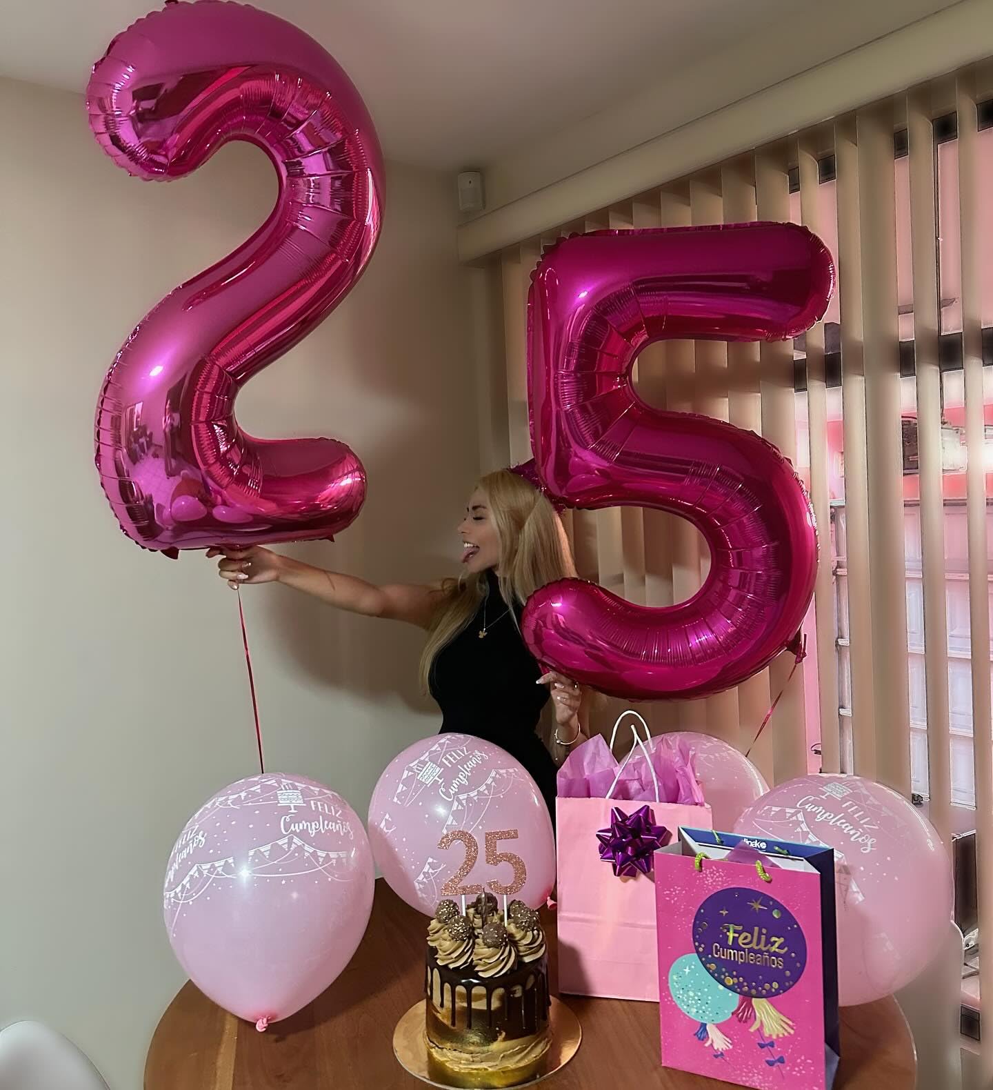 IWERP Hot Pink Number 15 Balloon – 40 Inch 15th Birthday Decorations for Girls