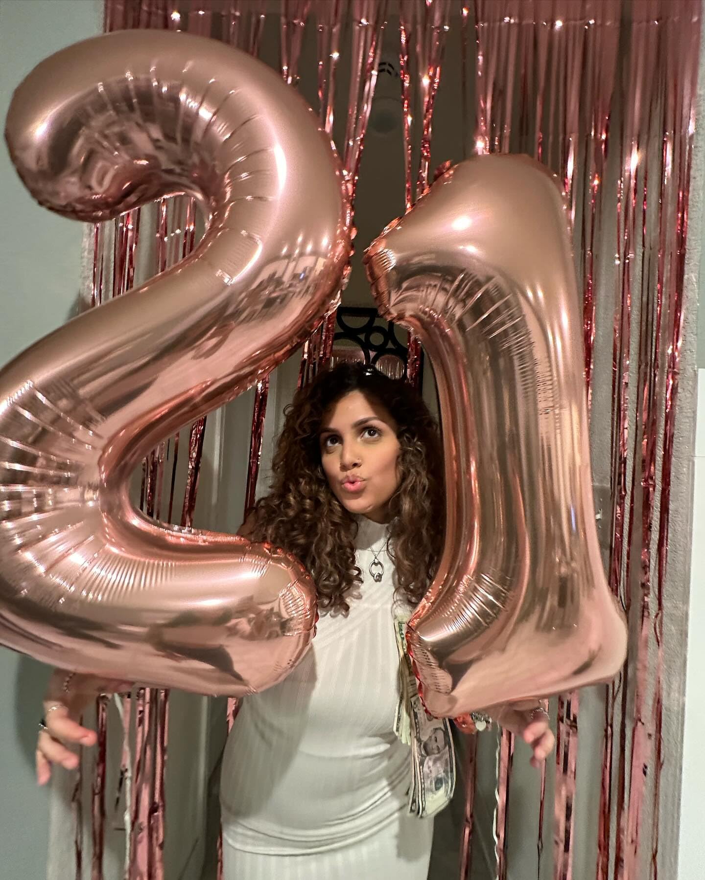 IWERP Rose Gold Number 7 Balloon 40 Inch – 7th Birthday Decorations