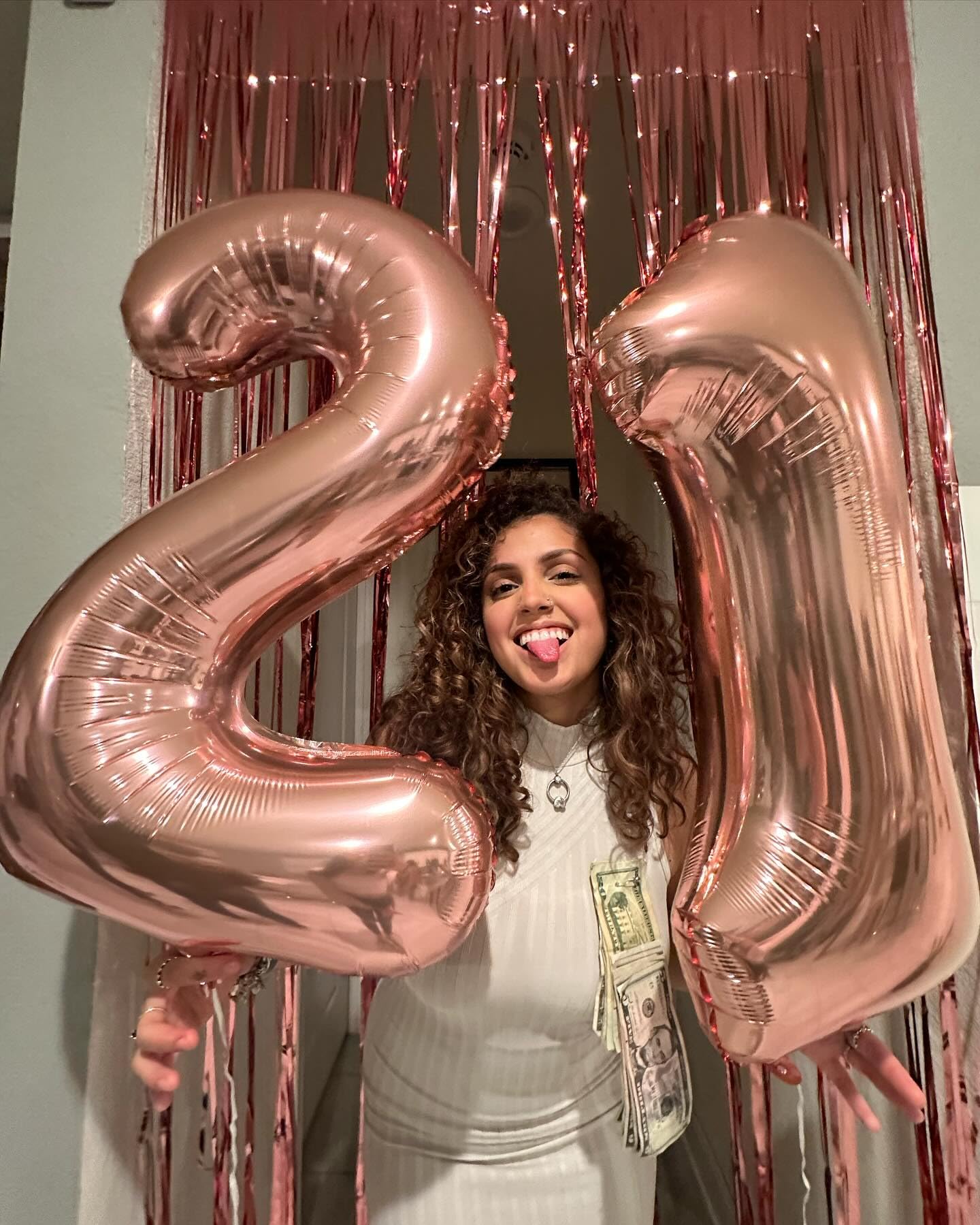 IWERP Rose Gold Number 21 Balloon, 40 Inch – 21st Birthday Decorations