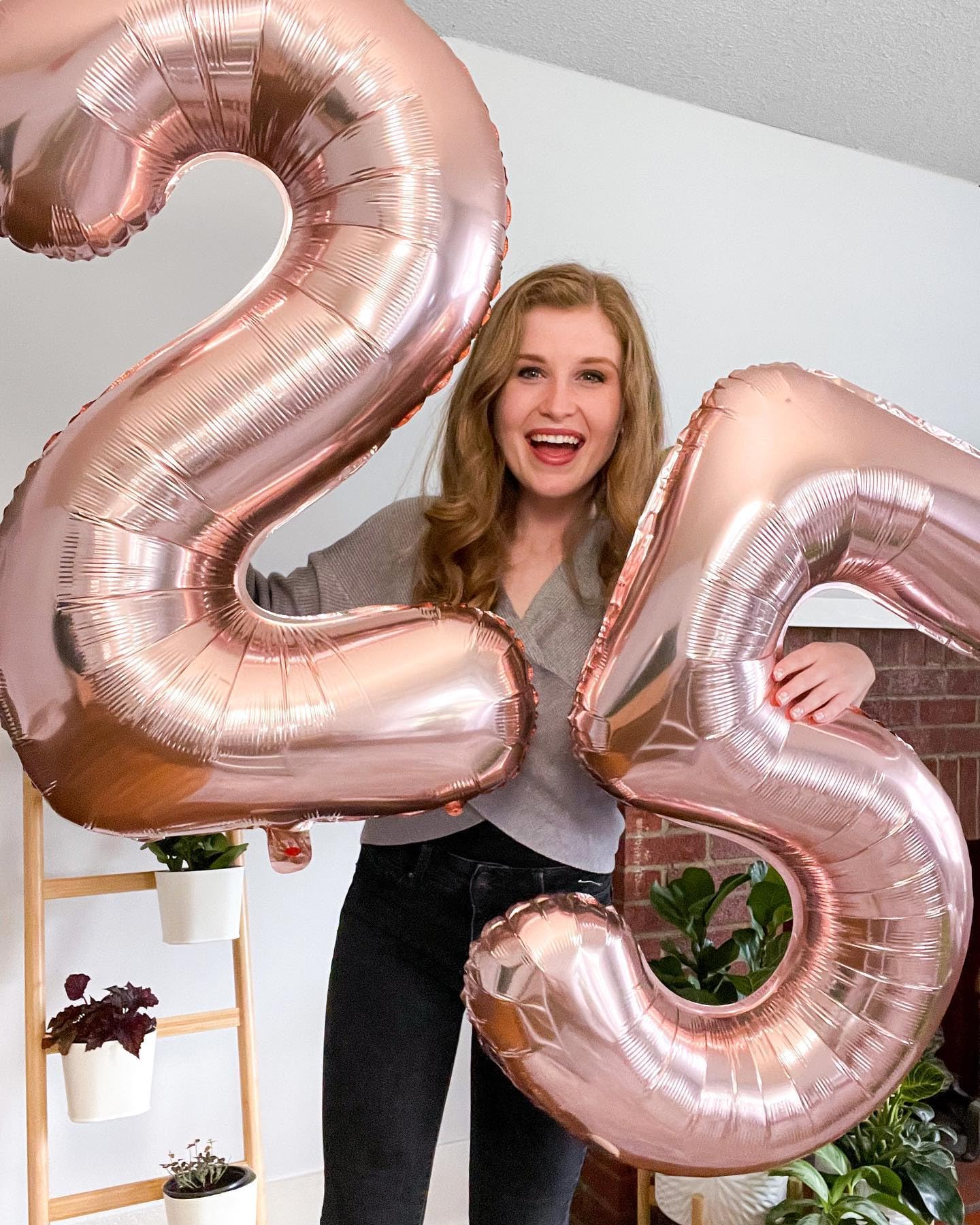 IWERP Rose Gold Number 25 Balloon, 40 Inch – 25th Birthday Decorations