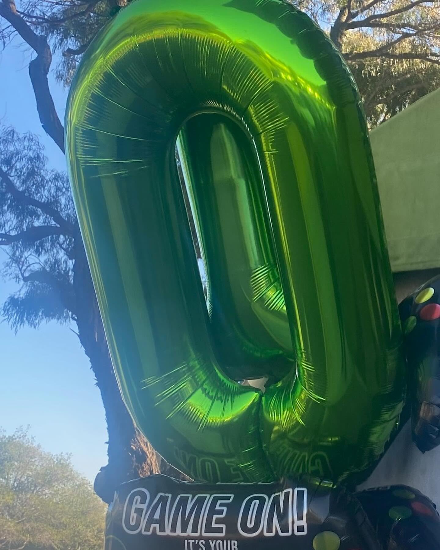IWERP 40-Inch Green Number 10 Balloons – 10th Birthday Decorations for Boys & Girls