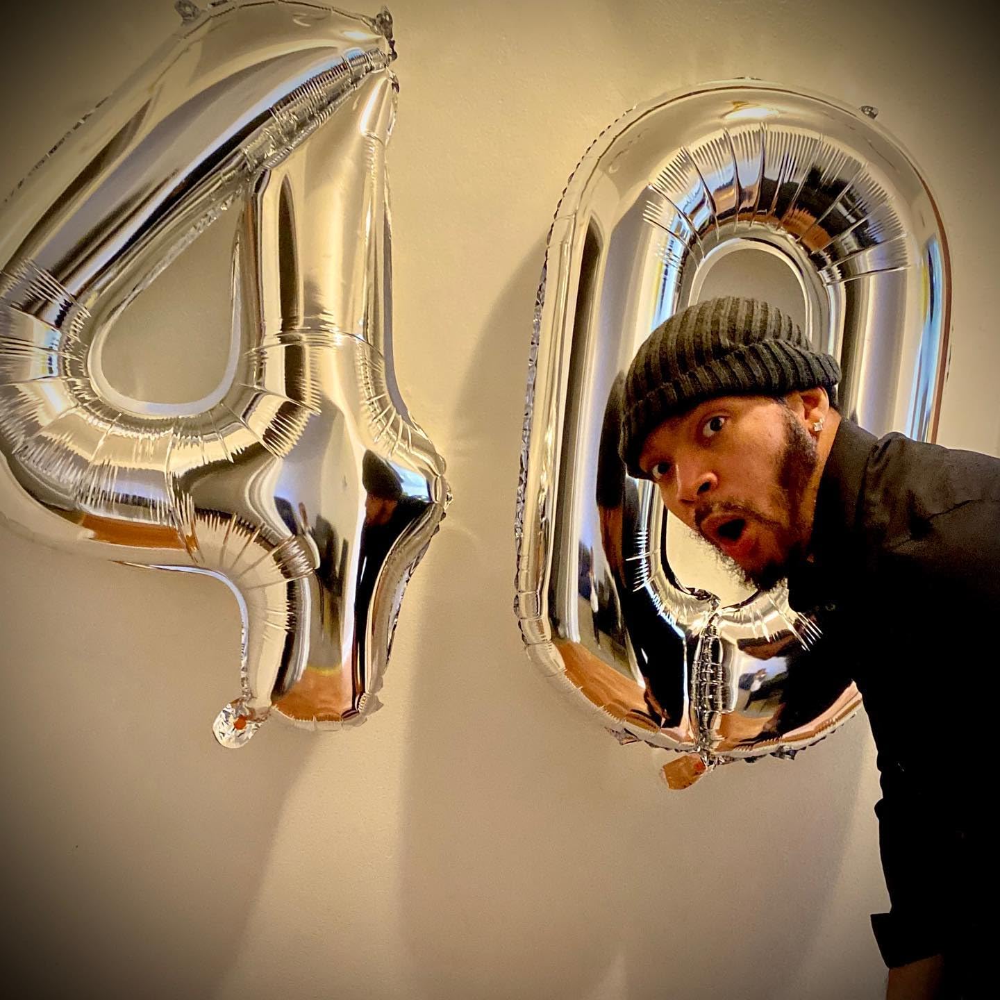 IWERP Silver 40-Inch Number Balloon – 40th Birthday Milestone Decor
