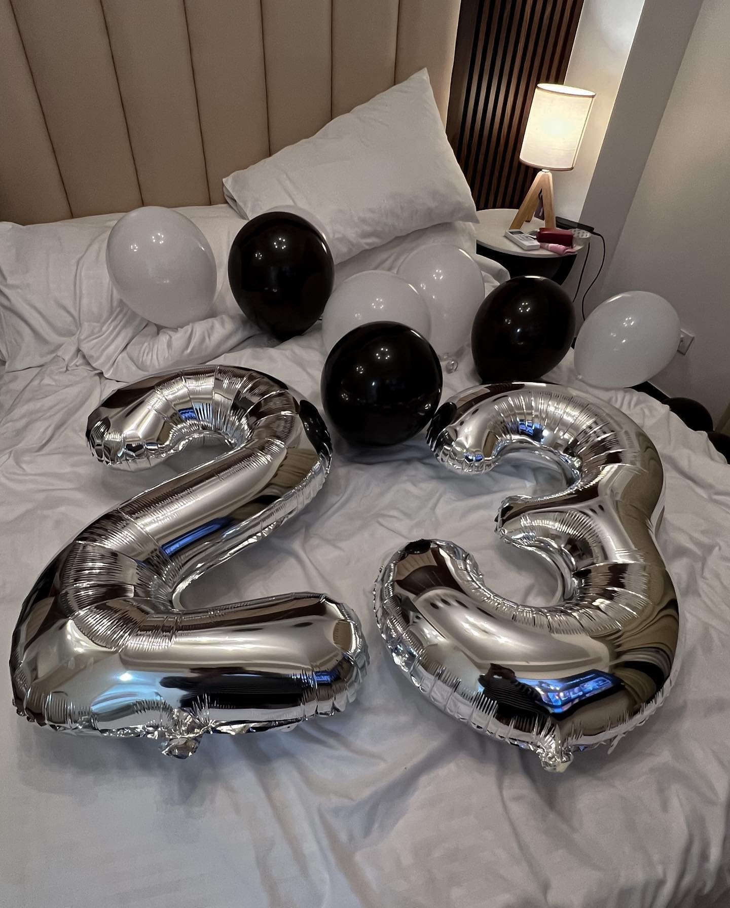 IWERP Silver Number 7 Balloon 40 Inch – Giant 7th Birthday Foil Balloon for Party Decor