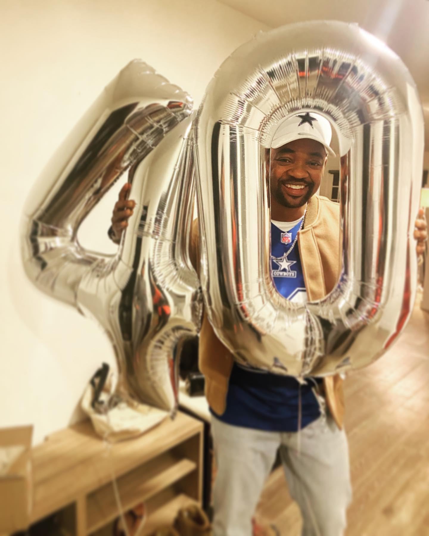 IWERP Silver 40-Inch Number Balloon – 40th Birthday Milestone Decor