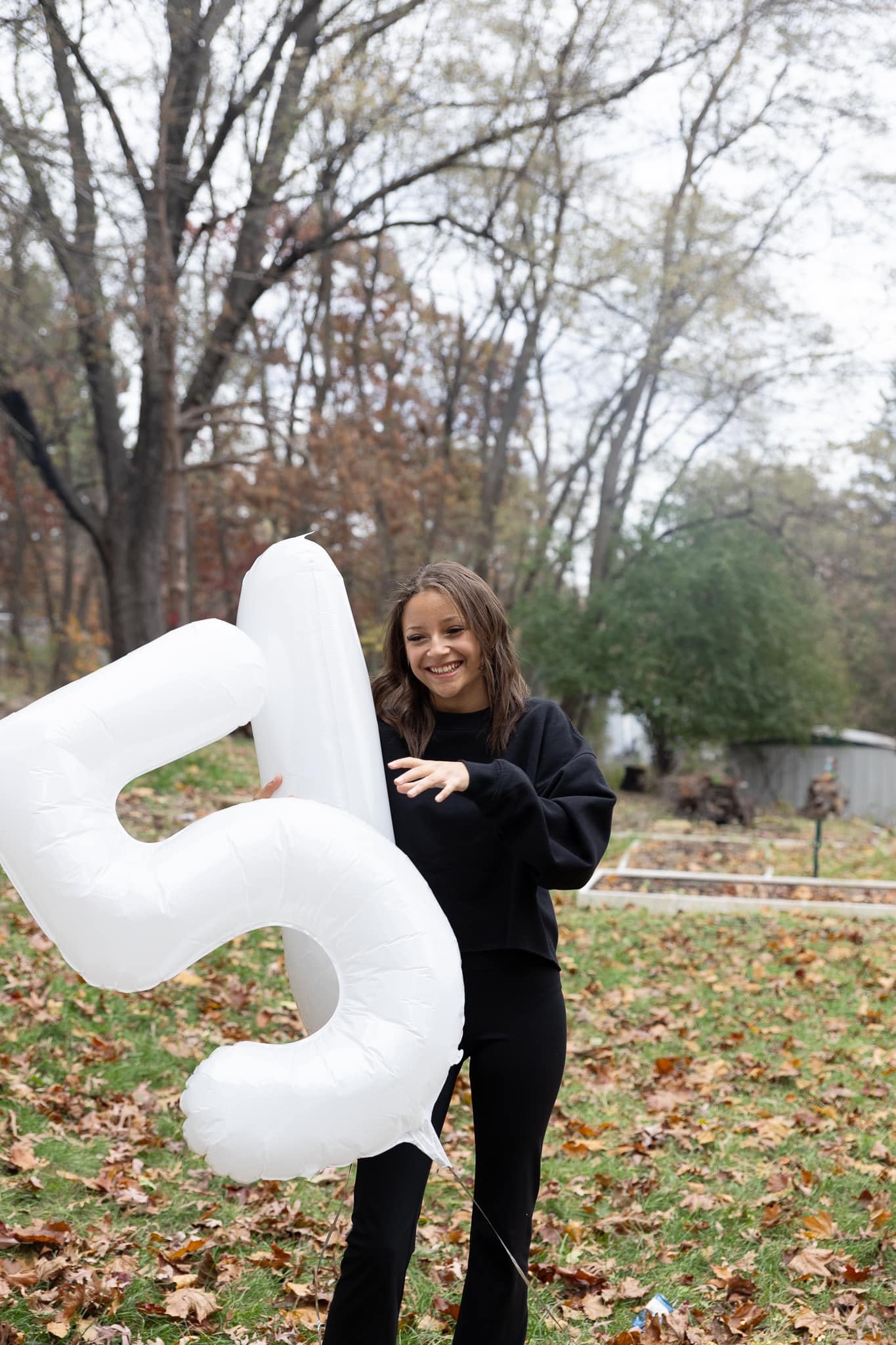 IWERP White Number 6 Balloon 40 Inch – Giant 6th Birthday Foil Balloon for Party Decor