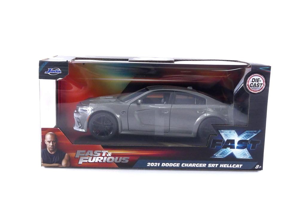 Jada Fast & Furious 1:24 Dom's 2021 Dodge Charger SRT Hellcat Die-Cast Car