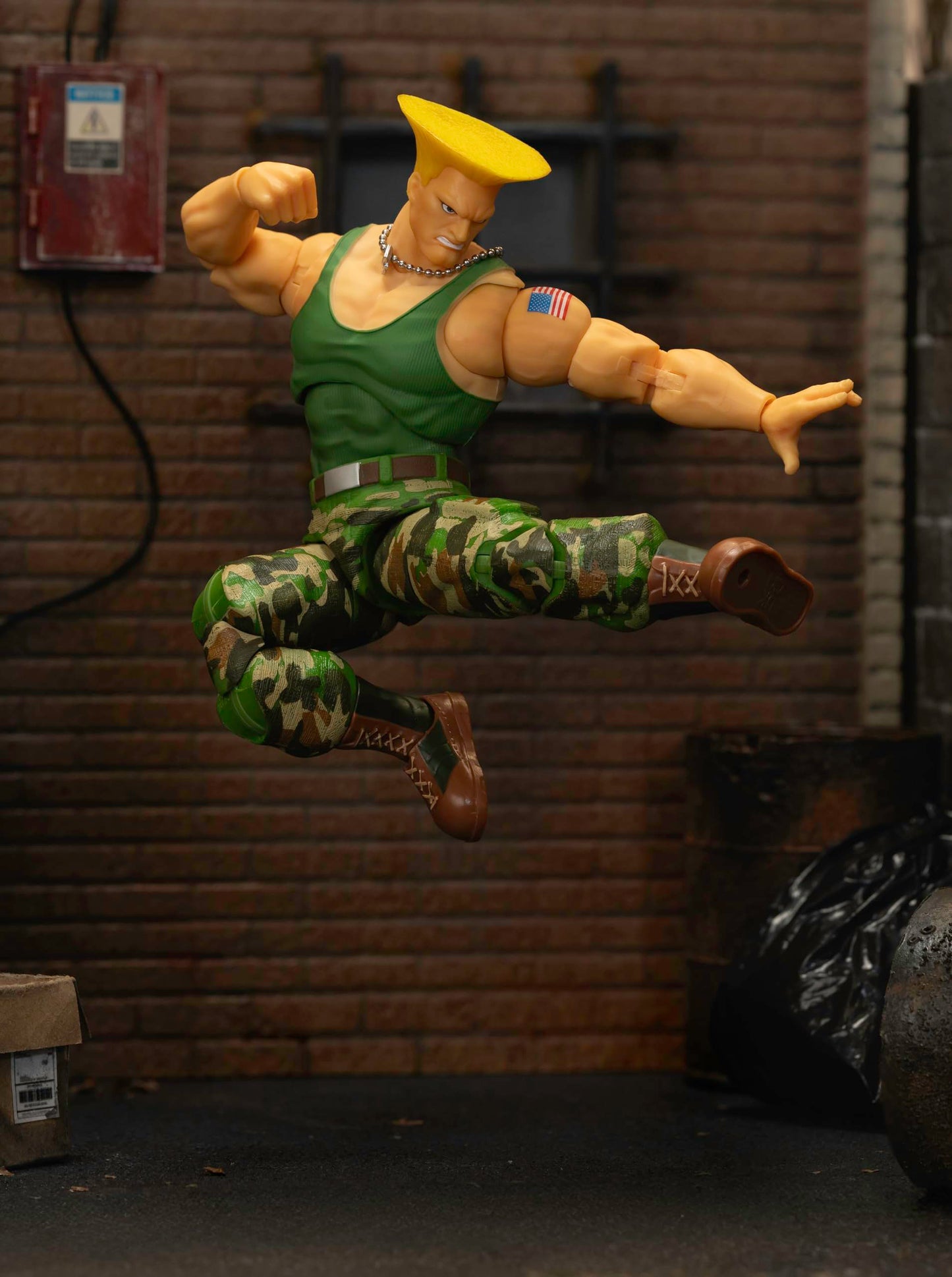 Jada Toys Street Fighter II Guile Action Figure 1:12 Scale – 6-inch Tall, Interchangeable Heads & Accessories