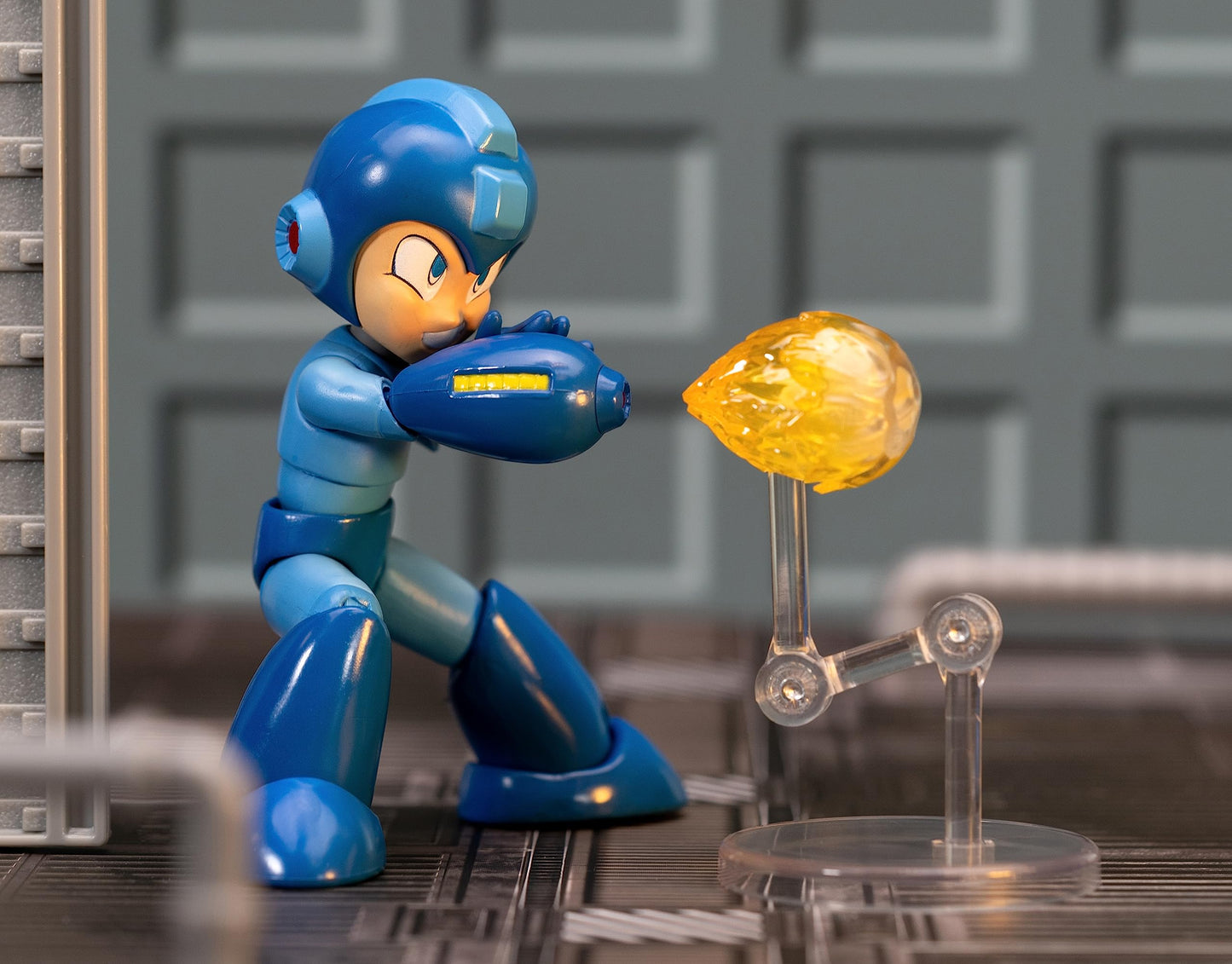 Jada Mega Man 4-Inch Action Figure – 1:12 Scale Collectible with Accessories