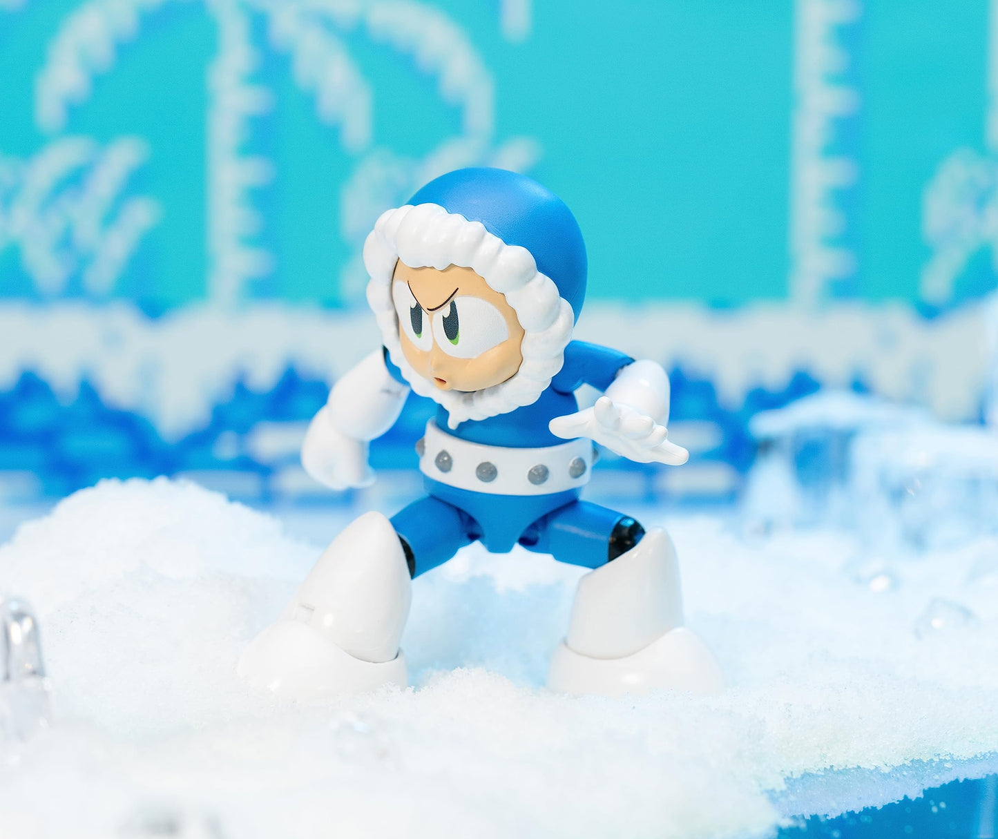 Jada Toys Mega Man Ice Man 4-Inch Action Figure – 1:12 Scale, Capcom Licensed