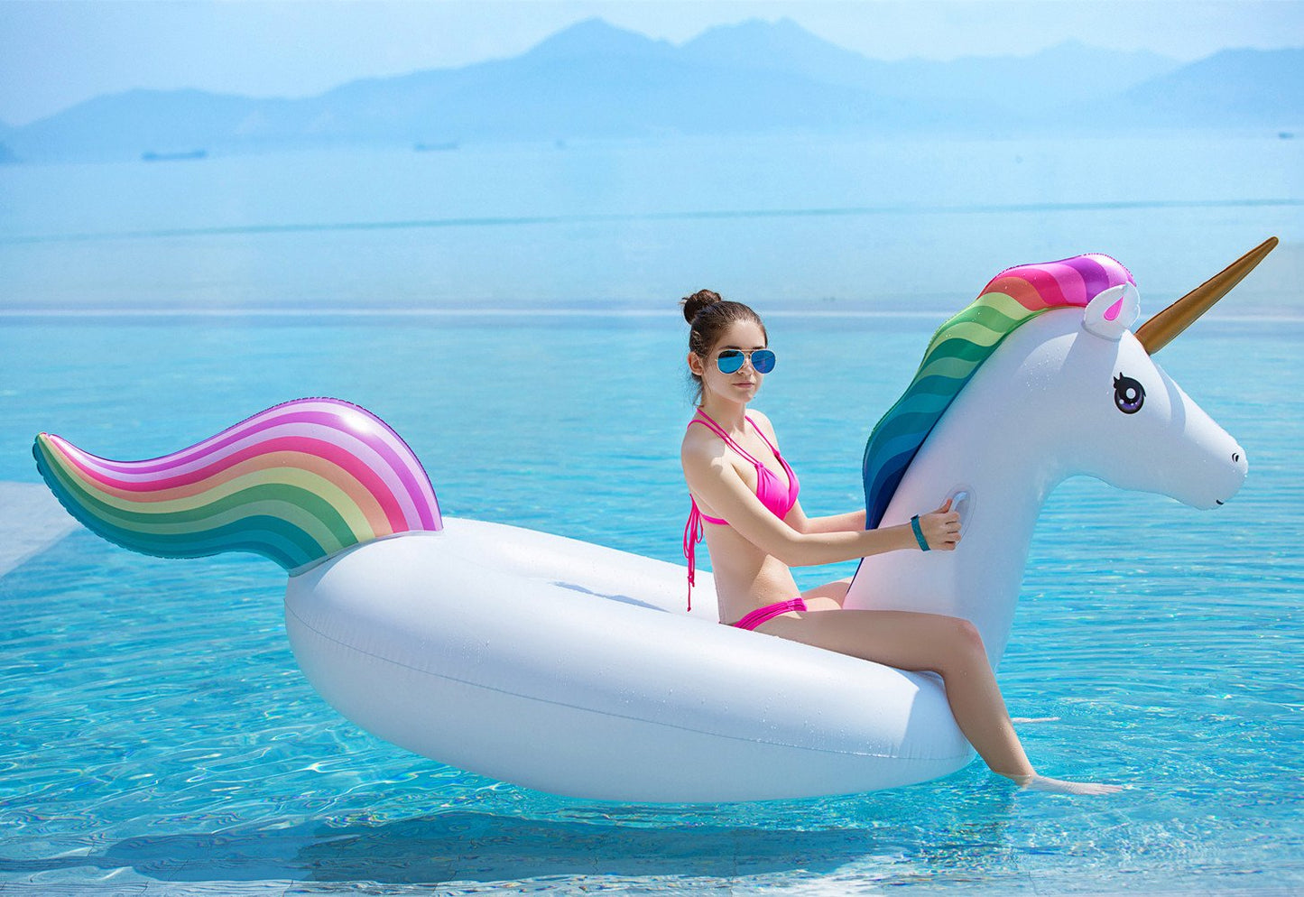 Jasonwell Giant Inflatable Unicorn Pool Float – Large Ride-On with Fast Valves