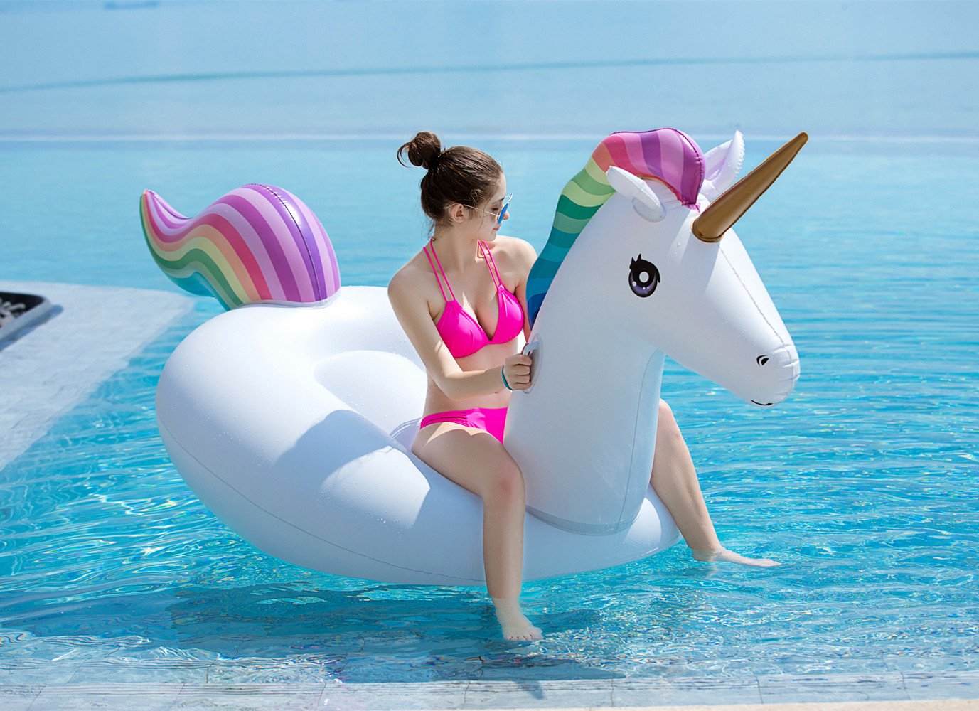 Jasonwell Giant Inflatable Unicorn Pool Float – Large Ride-On with Fast Valves