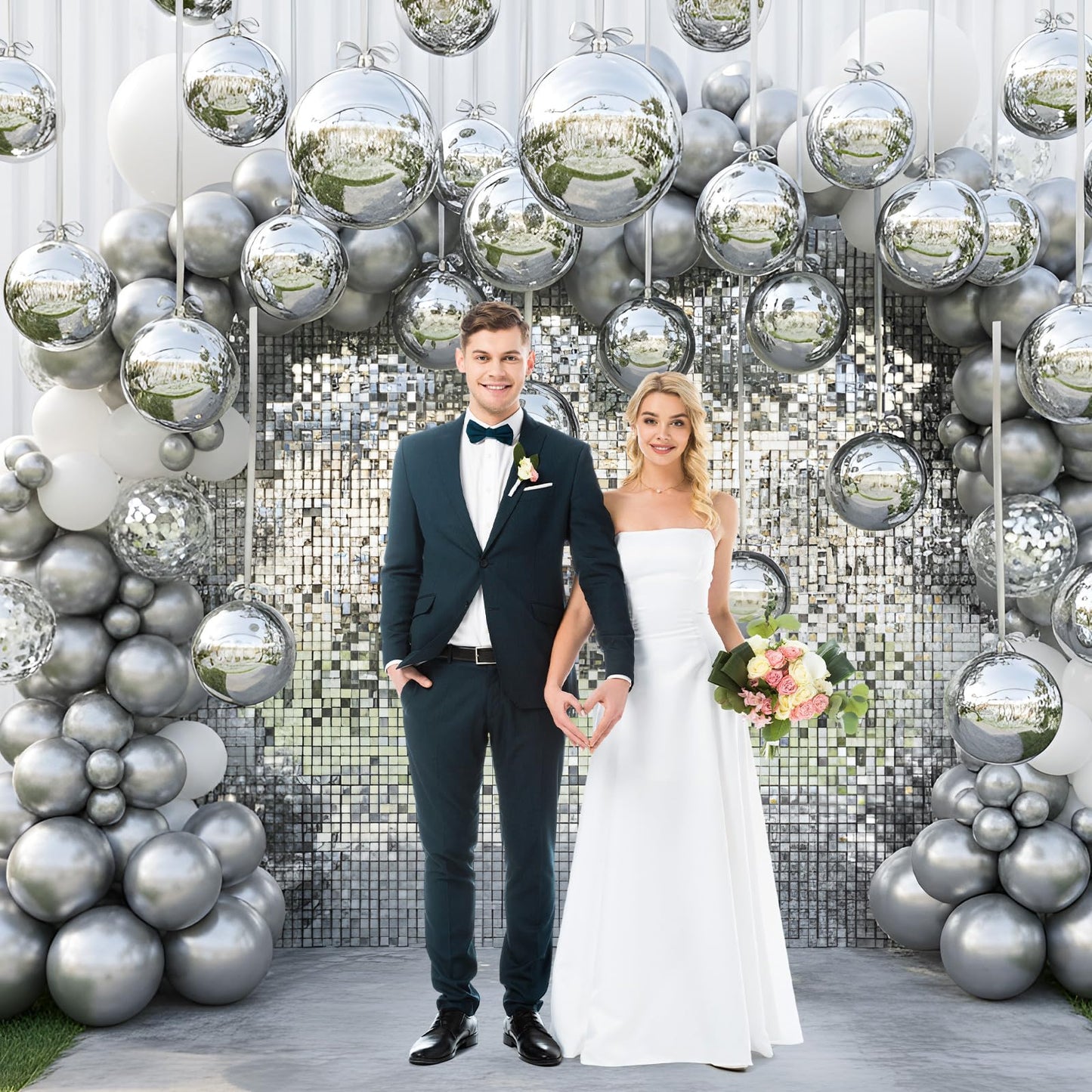 Jenaai 30-Count 22-Inch Silver Round Foil Balloons with Satin Bows – Giant Party Decoration Set