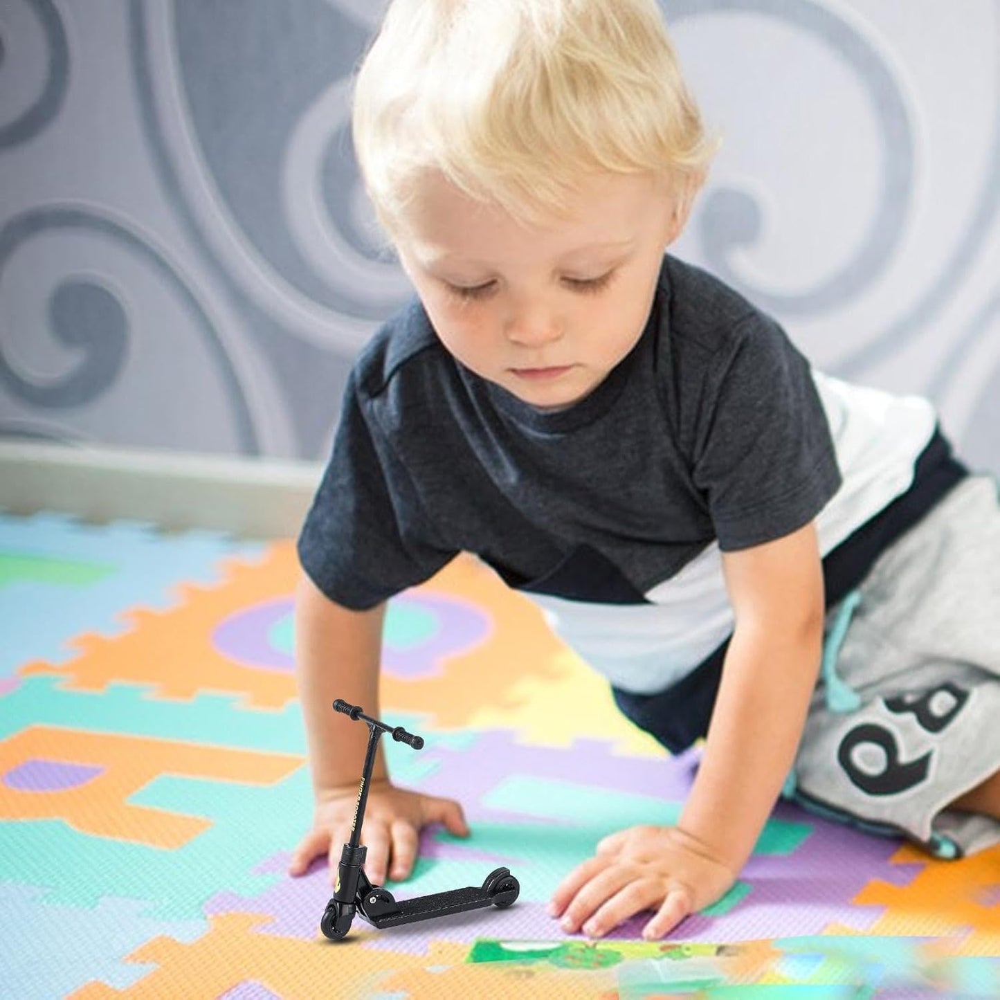 Jizlan Finger Scooter - Foldable 2-Wheeled BMX Finger Board for Teens | Non-Slip Educational Toy