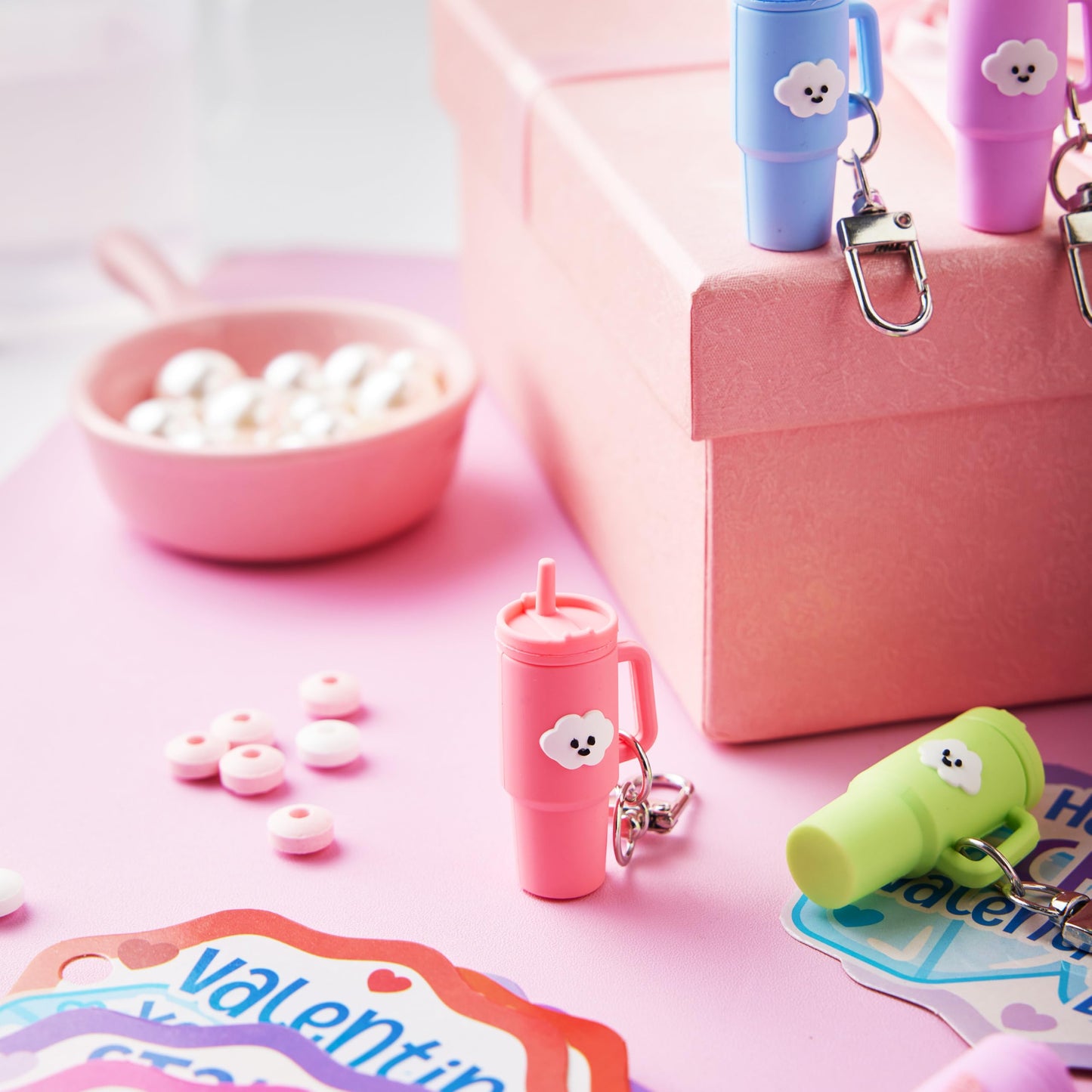 JOYIN 28-Pack Valentines Day Gifts for Kids Classroom — Cute Mini Tumbler Keychains with Cards