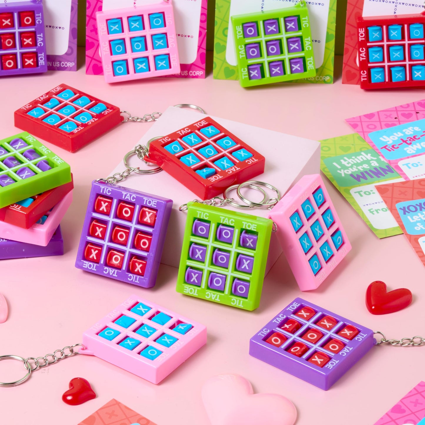 JOYIN 36-Piece Valentines Tic-Tac-Toe Keychains with Greeting Cards