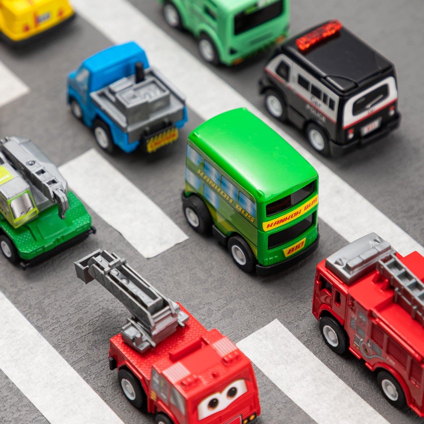 JOYIN 18 Pcs Pull-Back City Cars & Trucks Set — Friction-Powered Toys for Toddlers & Kids