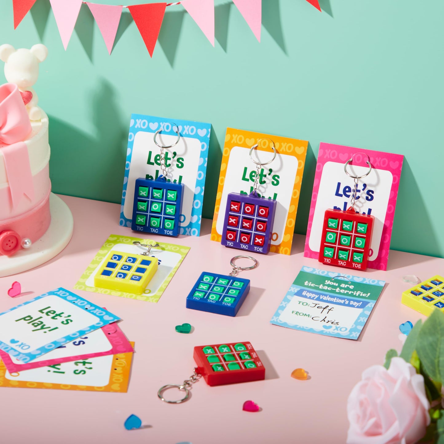 JOYIN 28 Pcs Valentine's Day Gift Cards with Tic-Tac-Toe Keychains – Classroom Prizes & Gifts