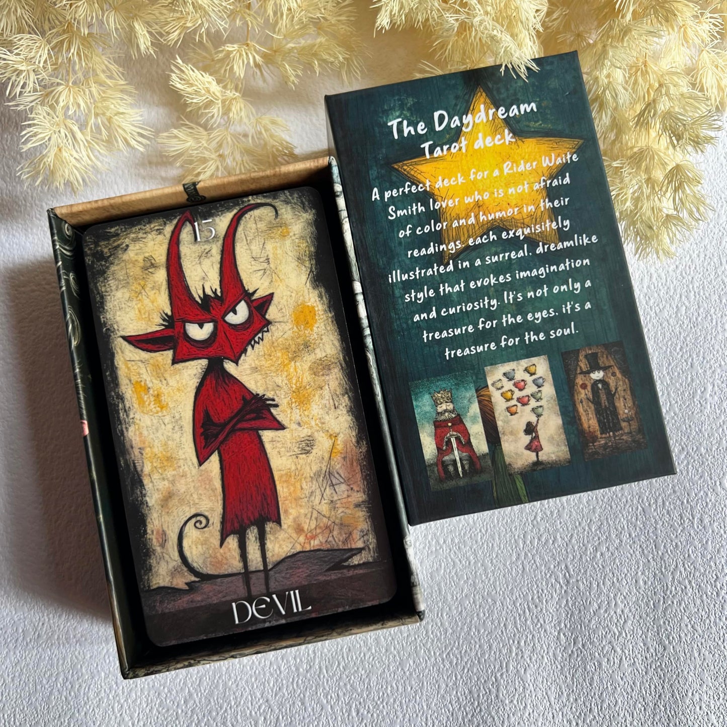 Jrskvaro Daydream Tarot Deck for Beginners – Surreal 78-Card Set