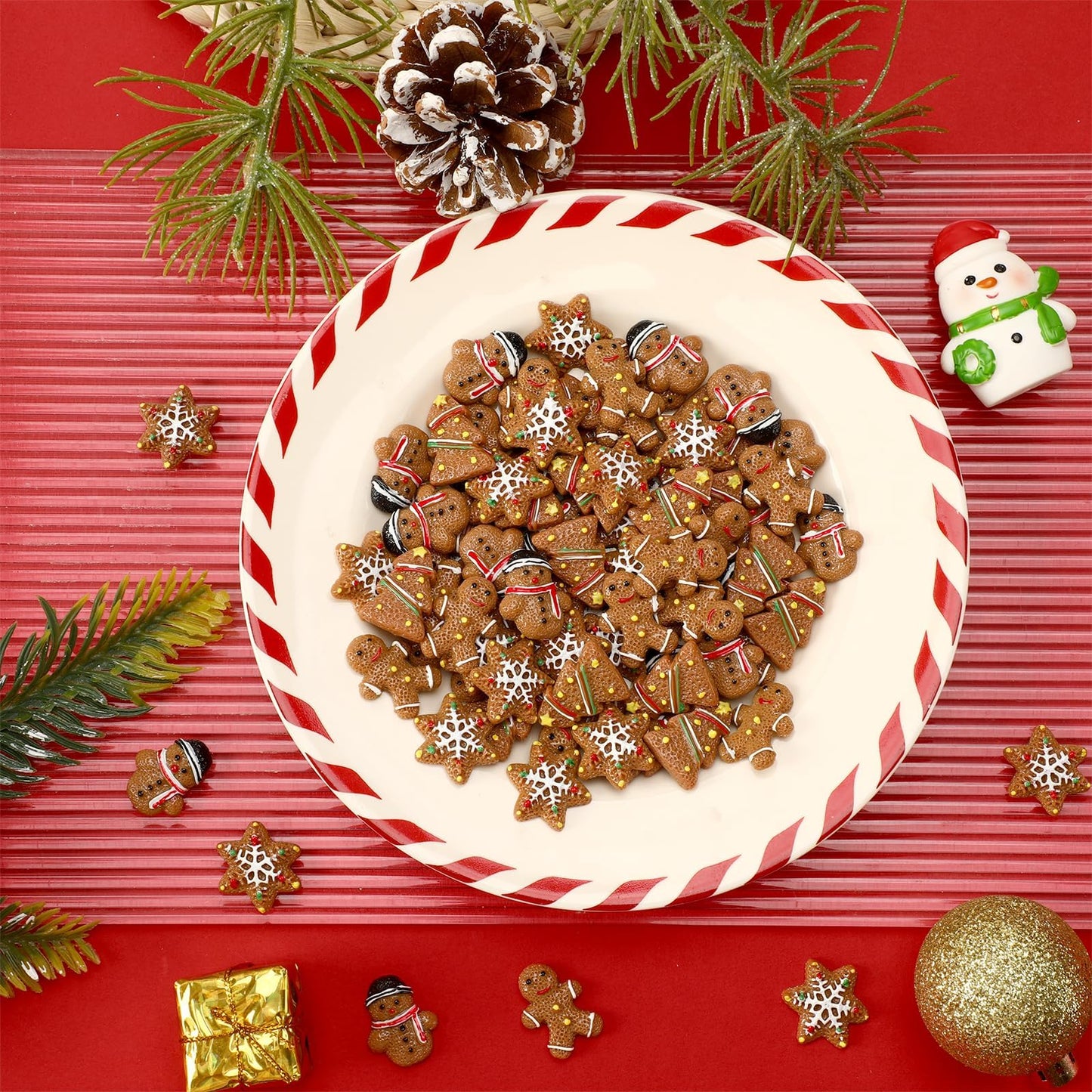 JUNEBRUSHS 80 Pcs Christmas Mini Resin Gingerbread Men – DIY Decor