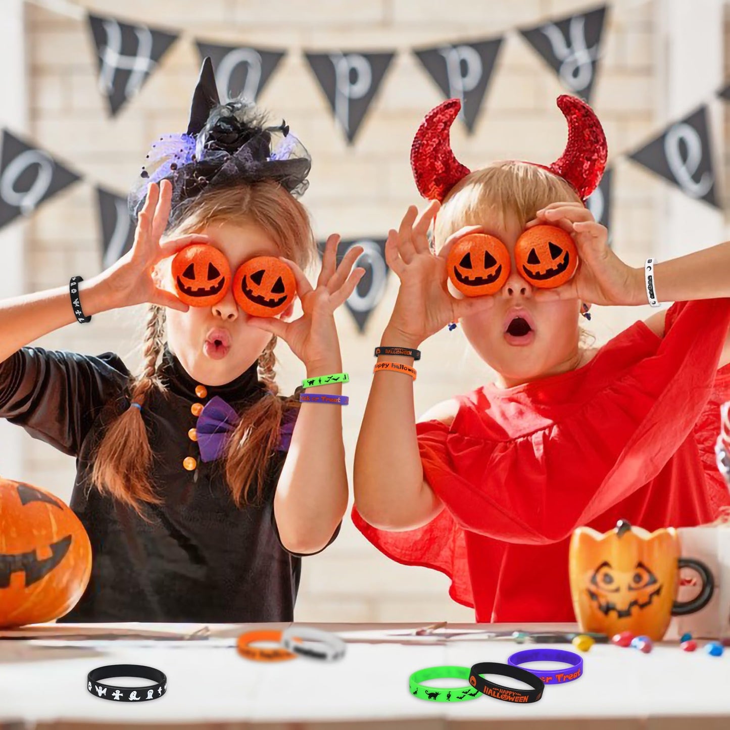JUNEBRUSHS 42Pcs Halloween Silicone Wristbands – 6 Designs for Party Favors