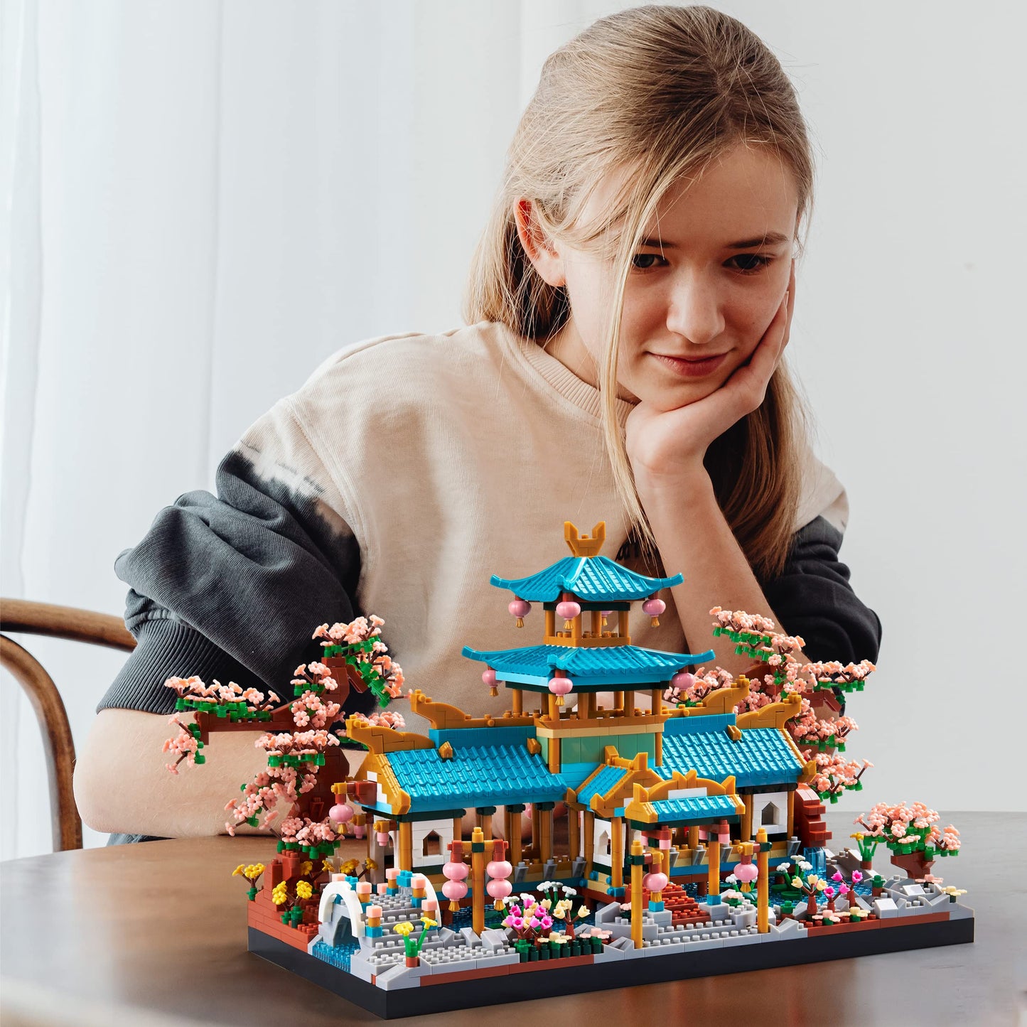 JXRLMB Chinese Classical Suzhou Gardens Micro Building Blocks Set – 2350 Pieces, Sakura Cherry Tree, Gift for Adults