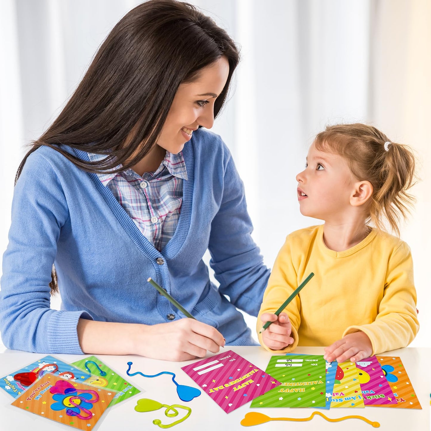 Kannove Valentine Sticky Hands with Cards – 20 Pack Non-Candy Classroom Favors