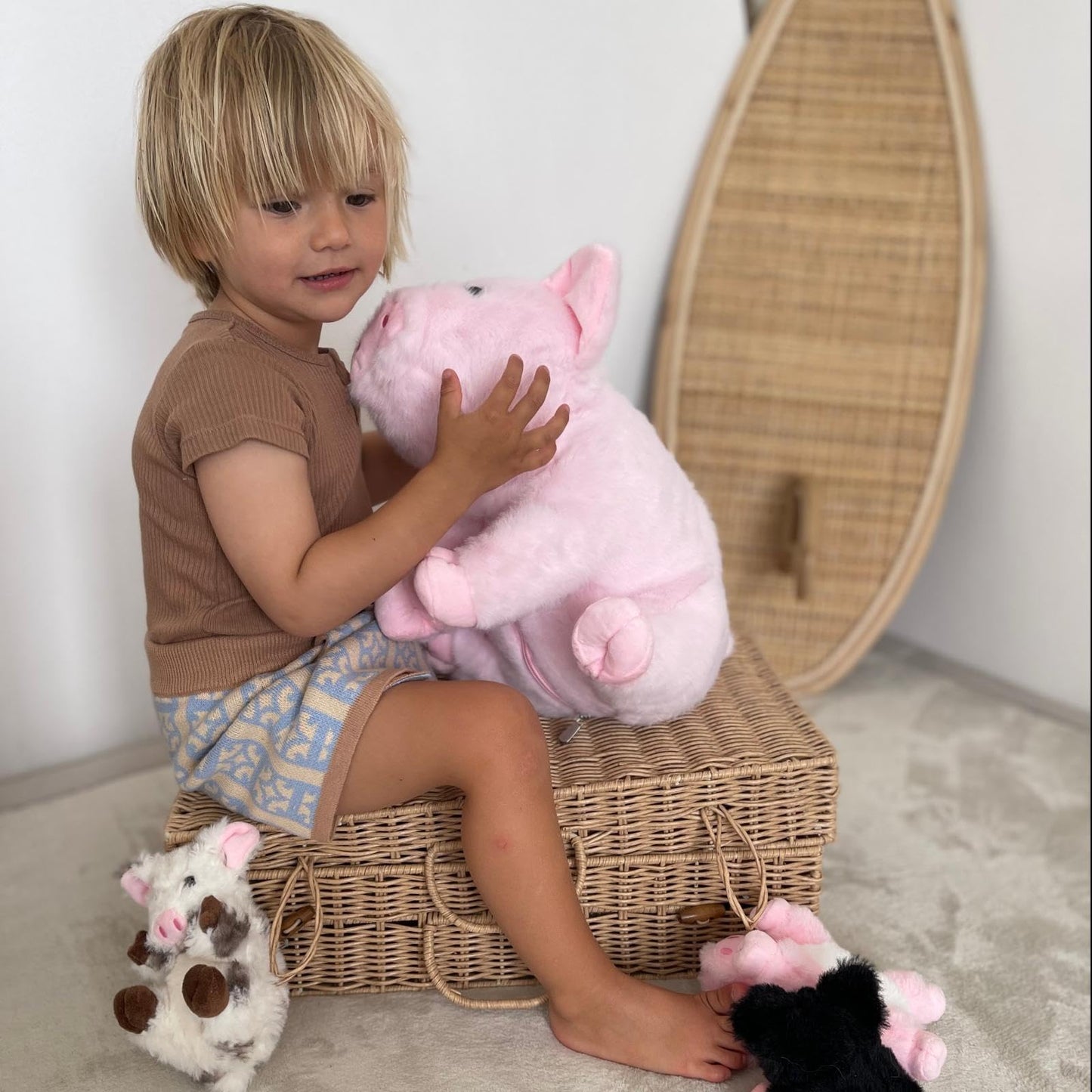 Karister 5Pcs Pig Stuffed Animal Set — 16-Inch Mommy Pig with 4 Baby Pigs