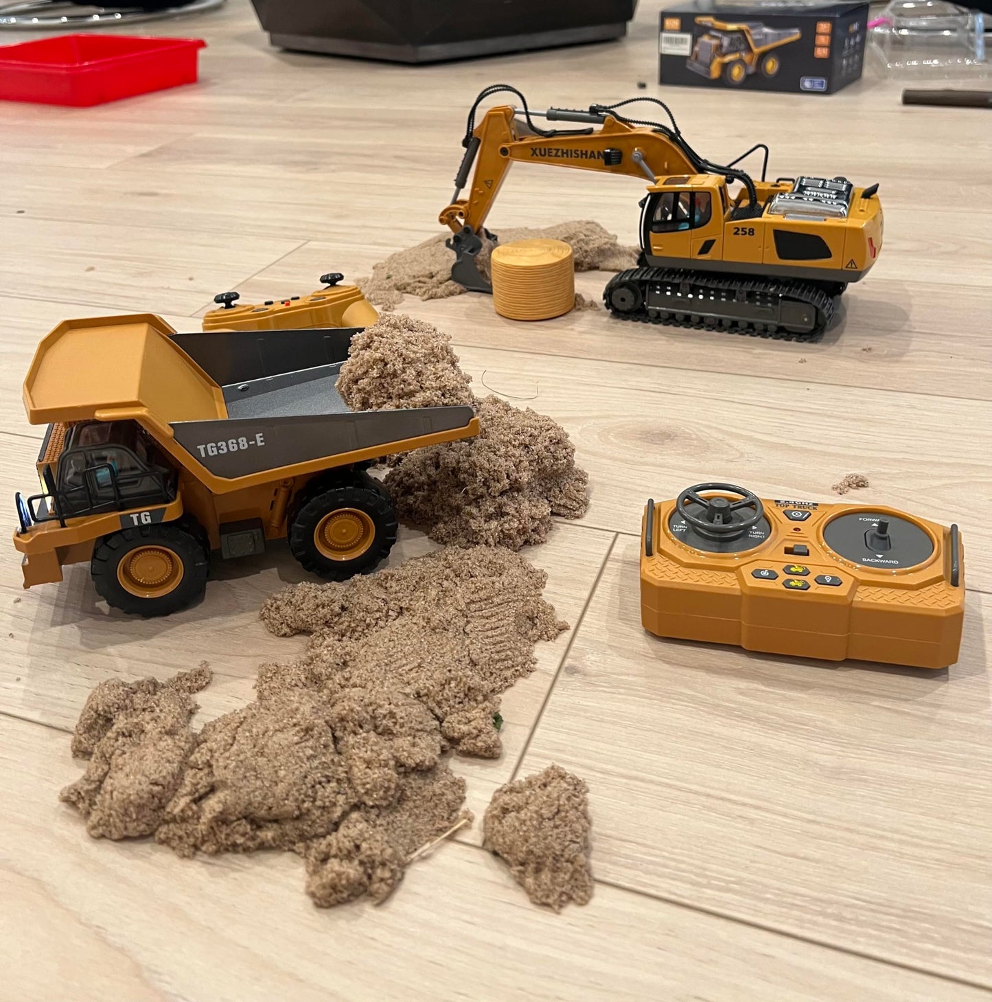 KIDMARKT Metal RC Bulldozer Toy – 9-Channel, Lights & Sounds, for Ages 3–12