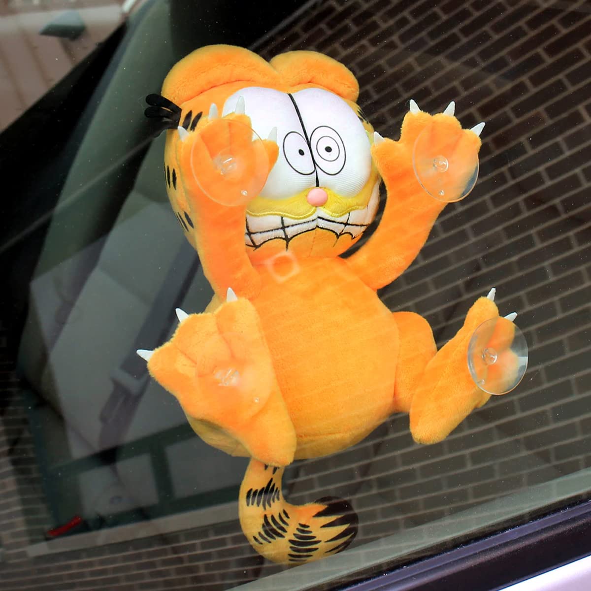 Kidrobot Garfield 8-Inch Suction Cup Window Clinger - Scared